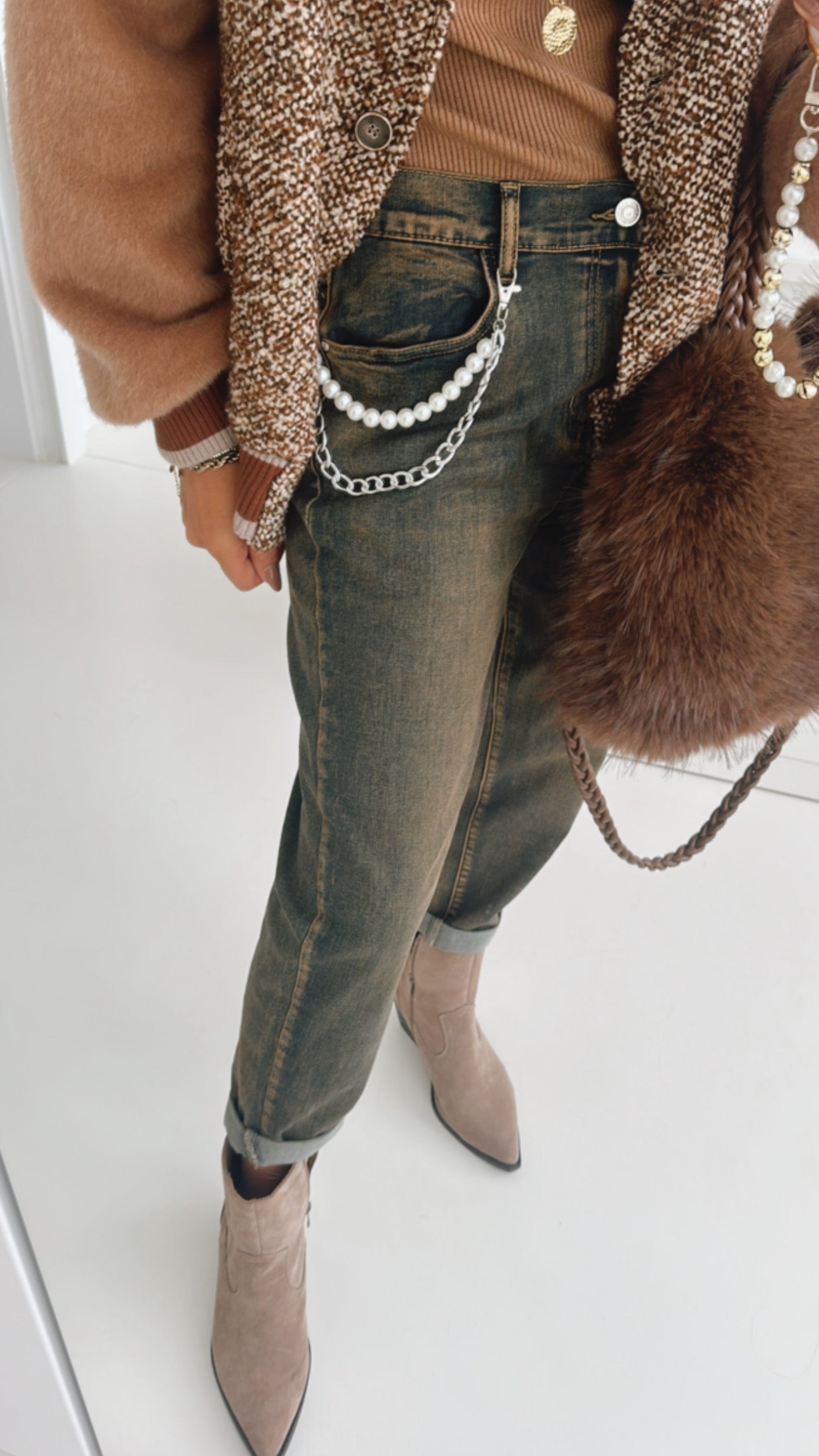 Jeans Mom Style