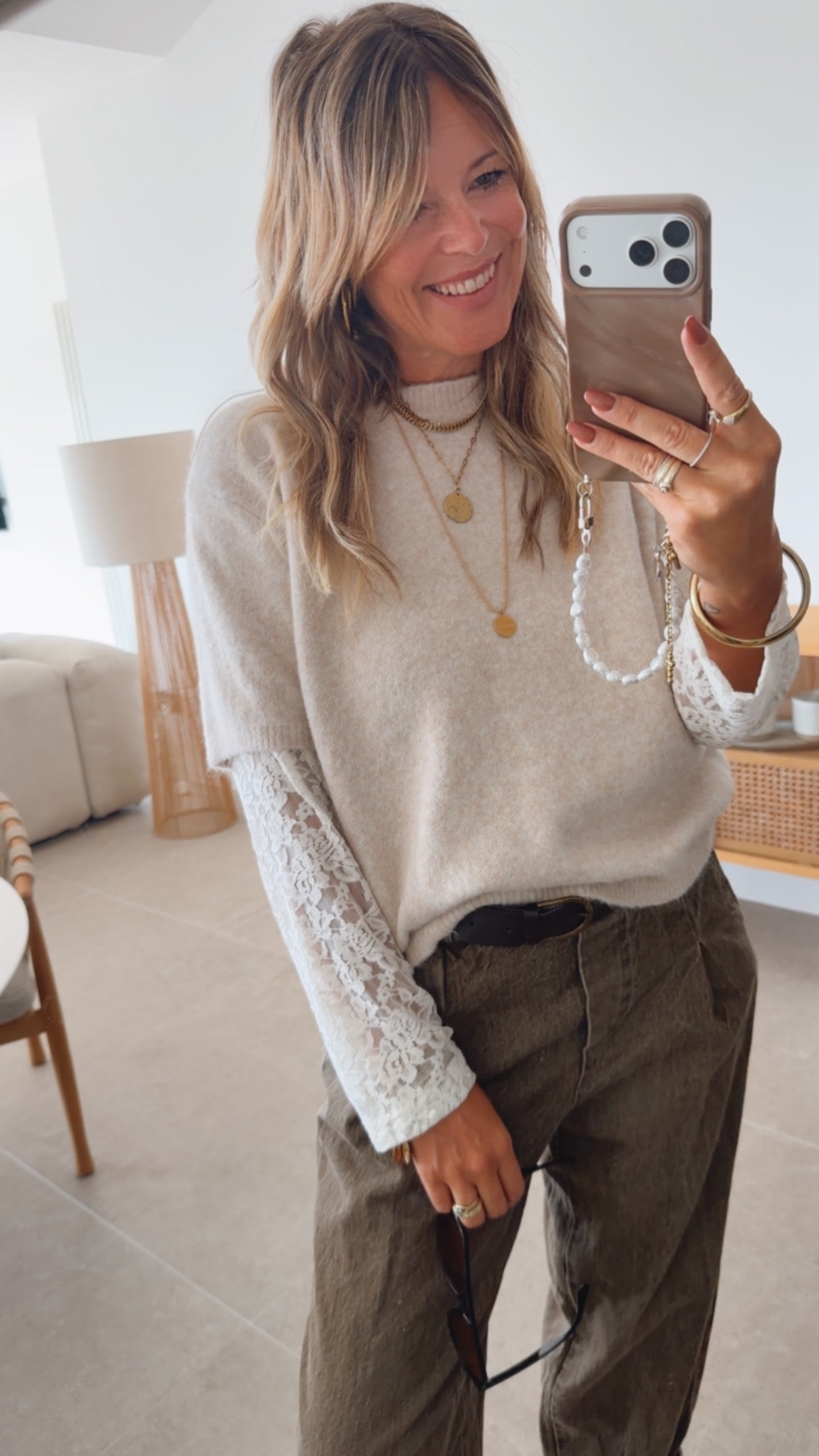 Strickpulli Lace Ärmel