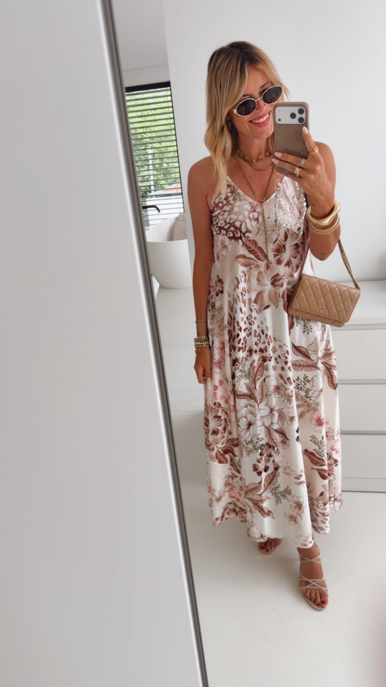 Loose Spaghetti Kleid Blüten Traum Seidenoptik