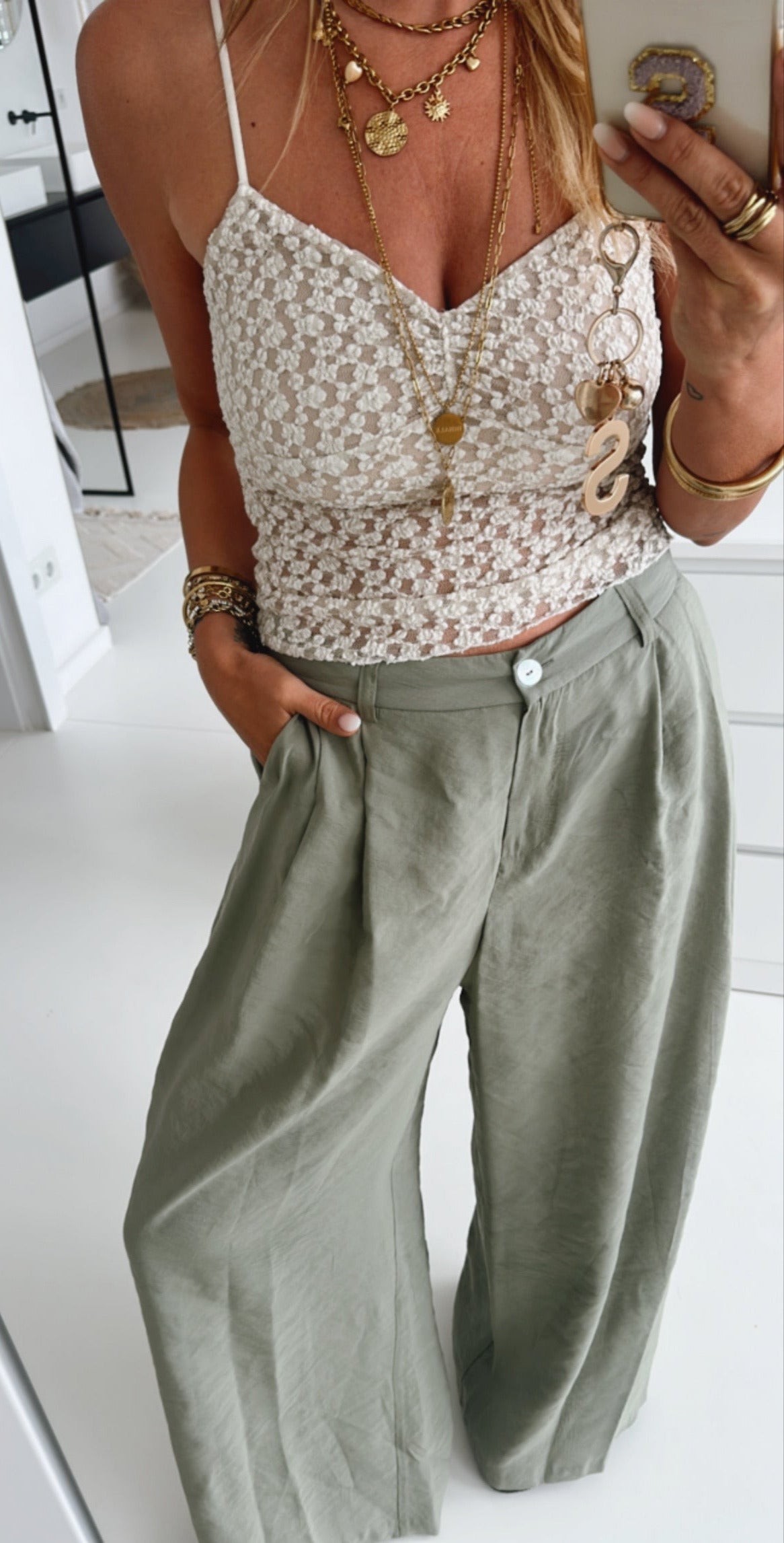 Hose Flowy mit Bundfalten