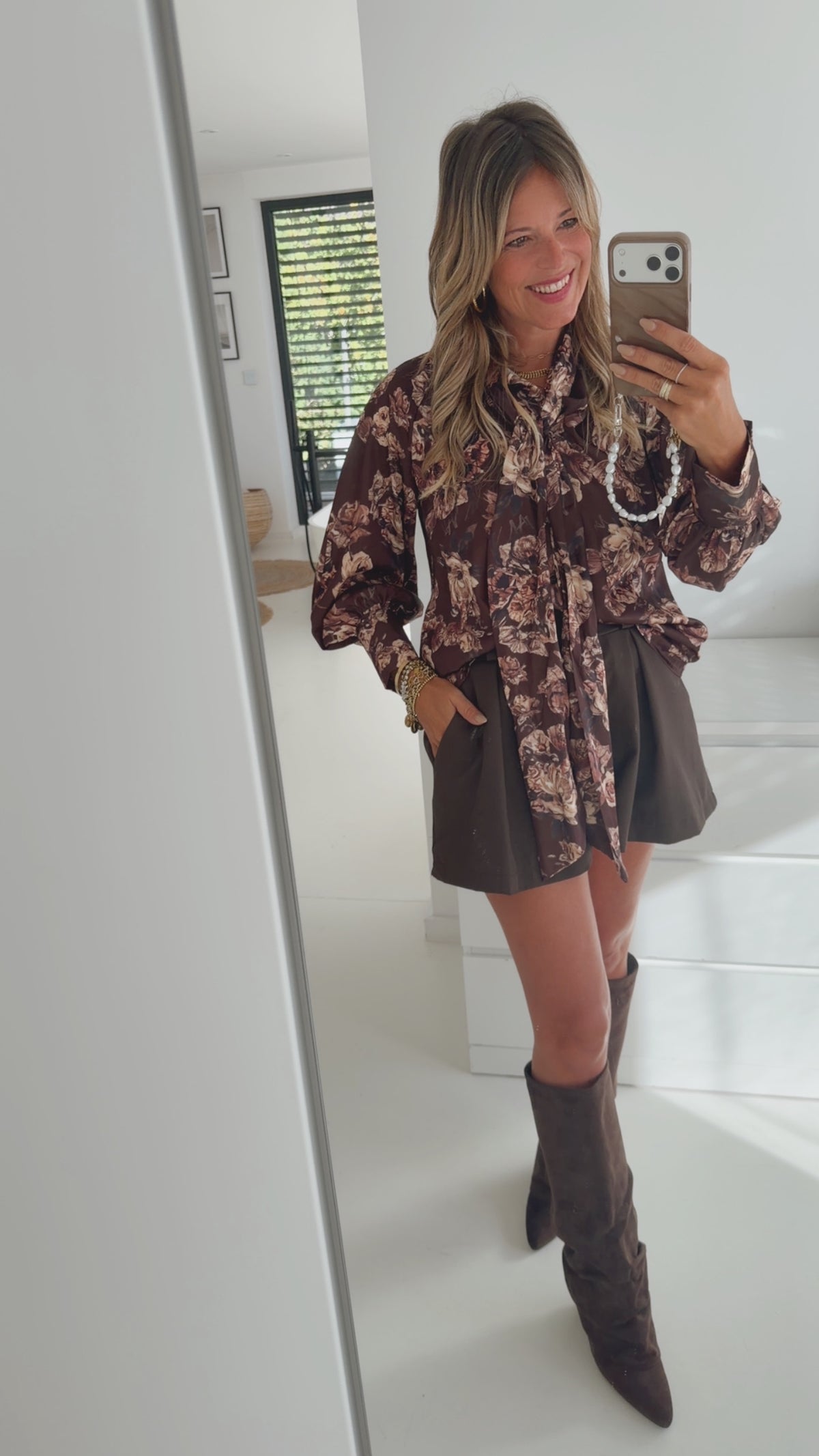 Blumen Bluse Necktie