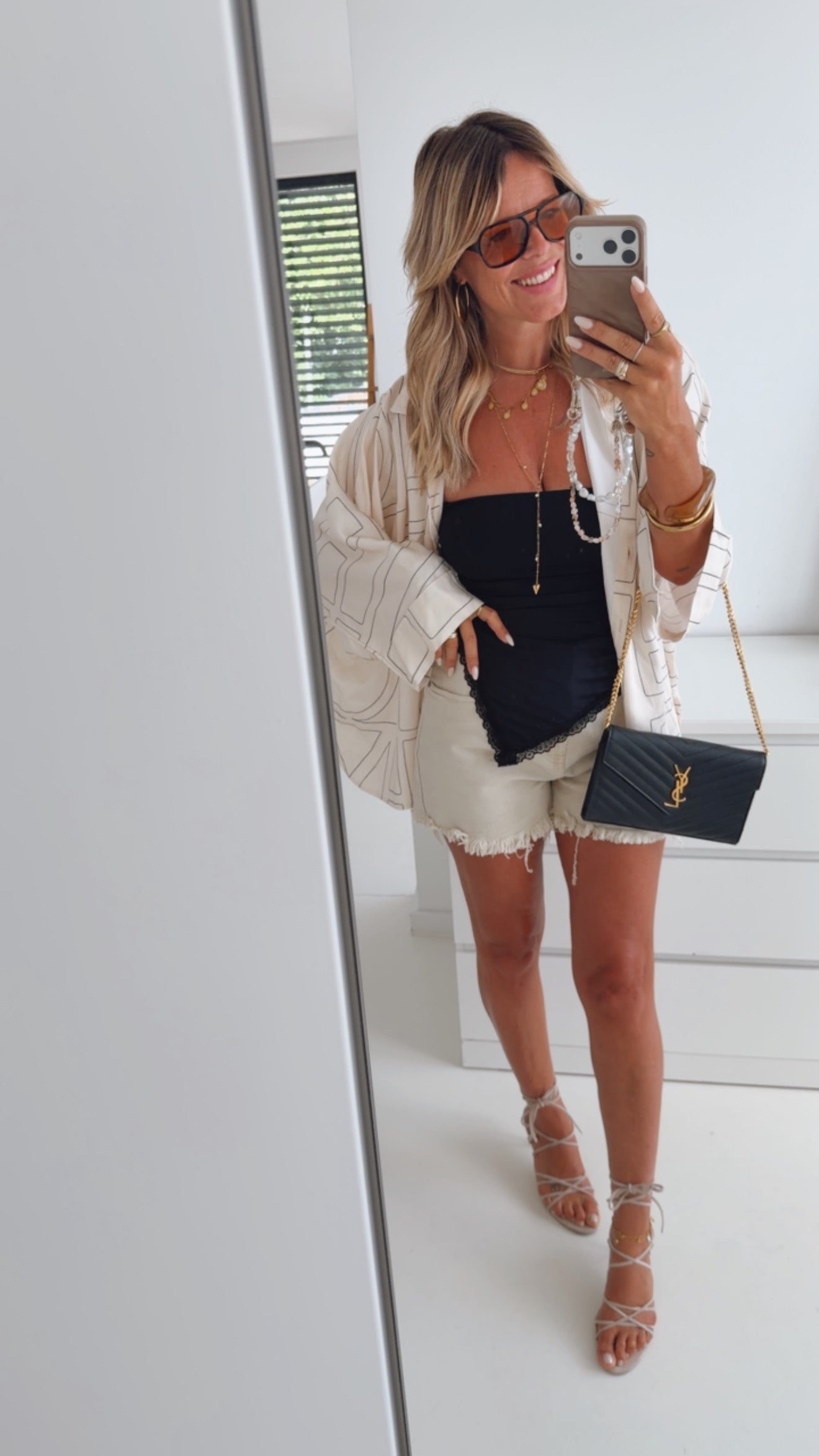 Tube Top mit seitlichem Schlitz & Lace Detail