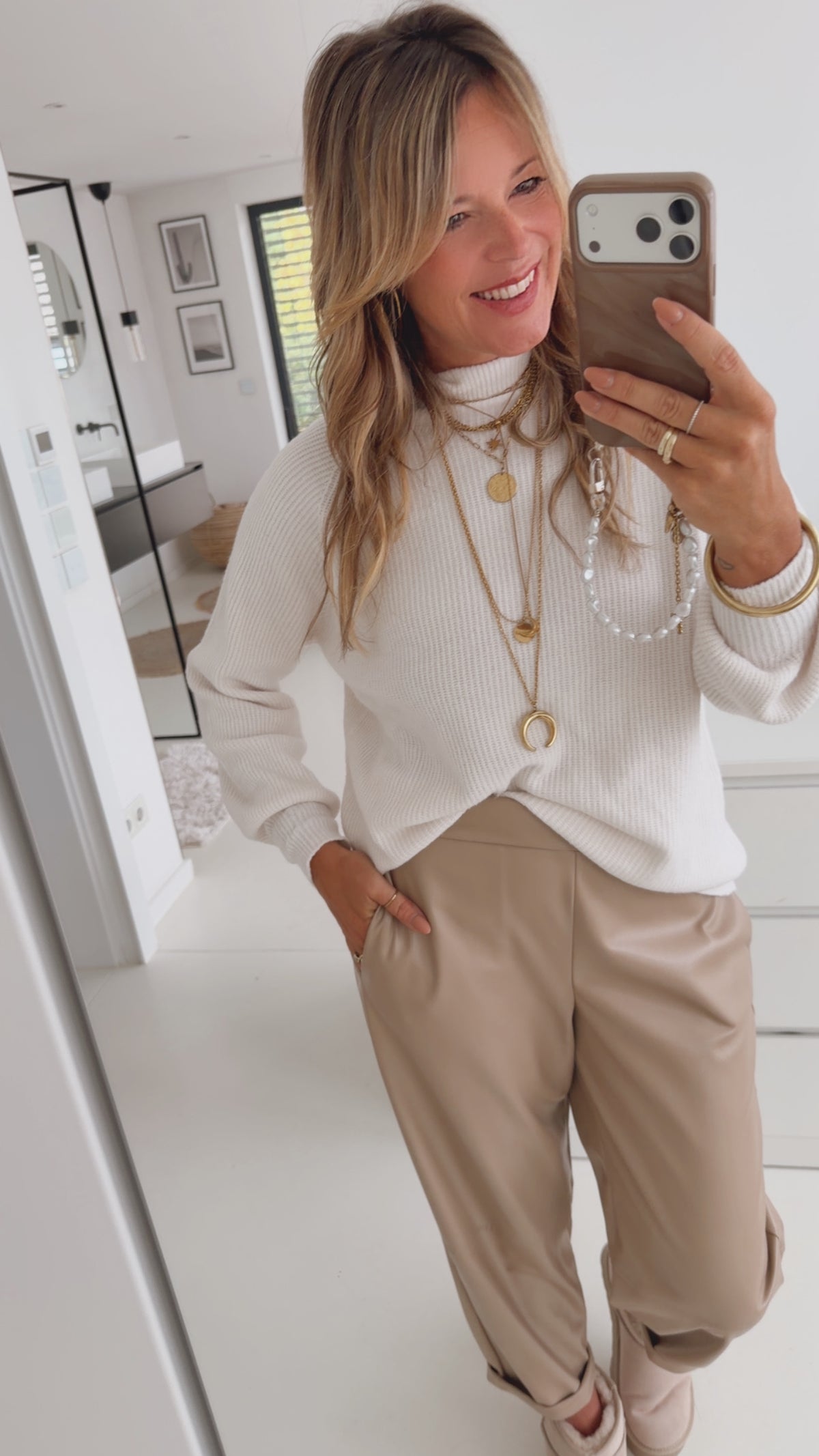 Gerippter Rolli Pulli