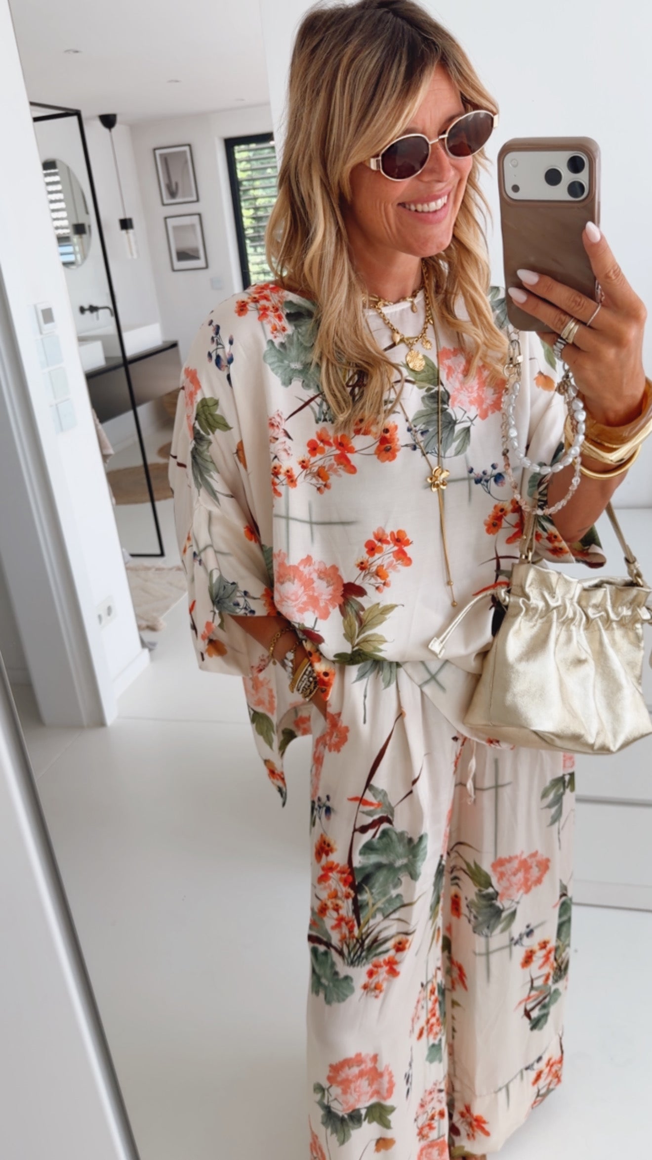 Loose Shirt Garden Vibes