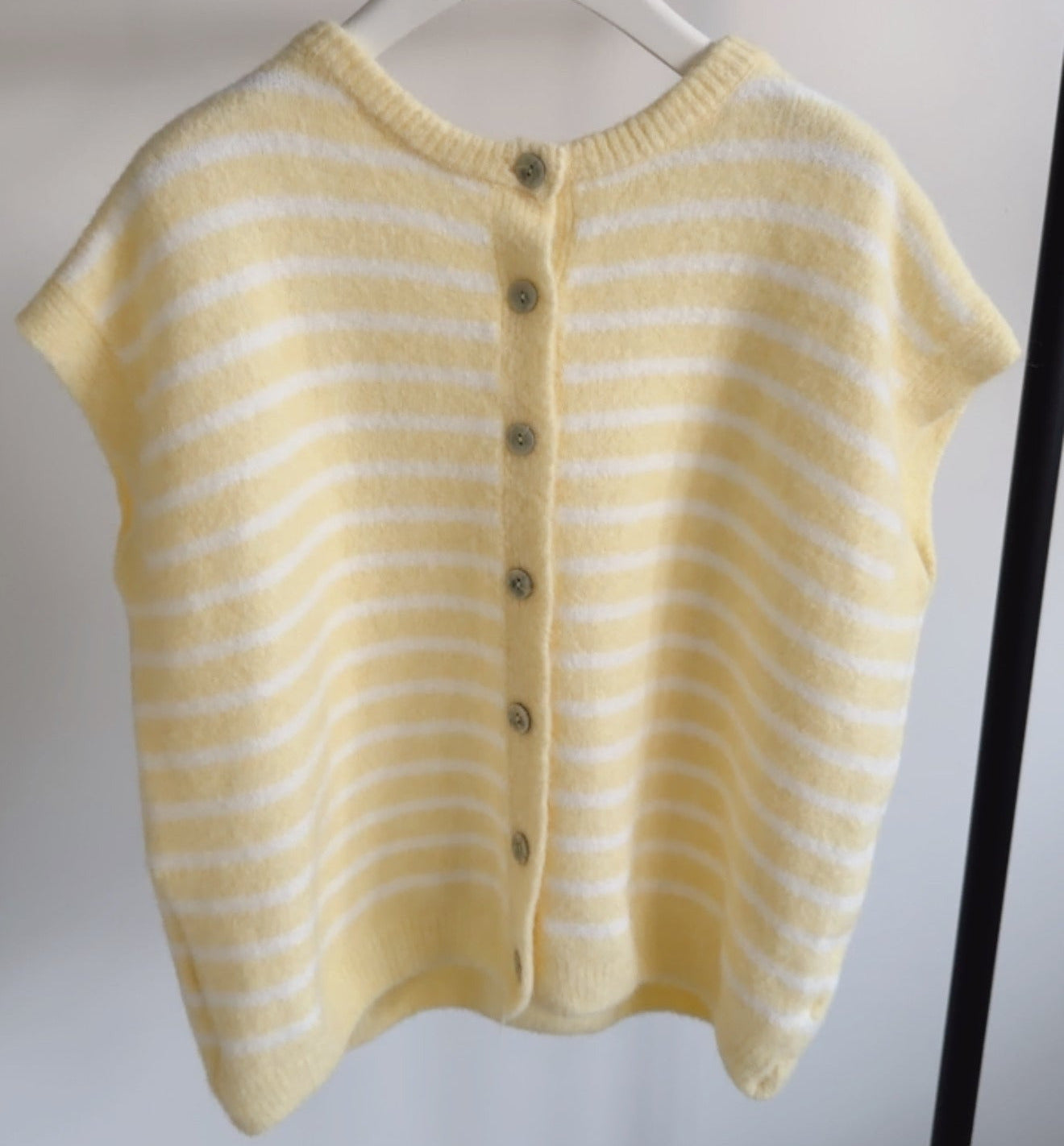 Striped Pullunder Buttons