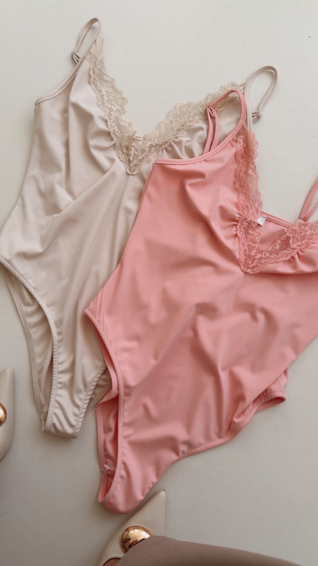 Body Lace Ausschnitt