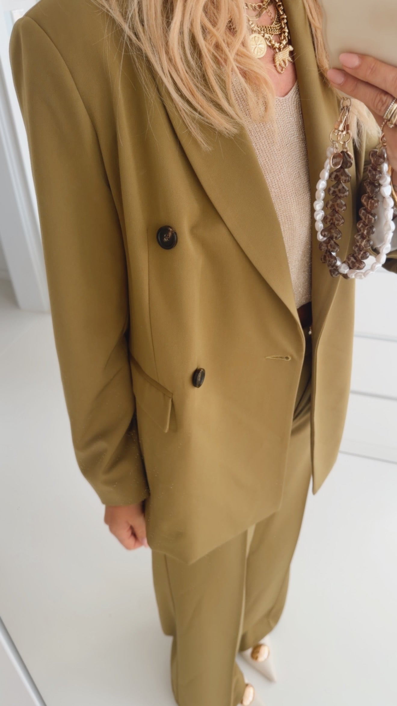 Classy Blazer Button