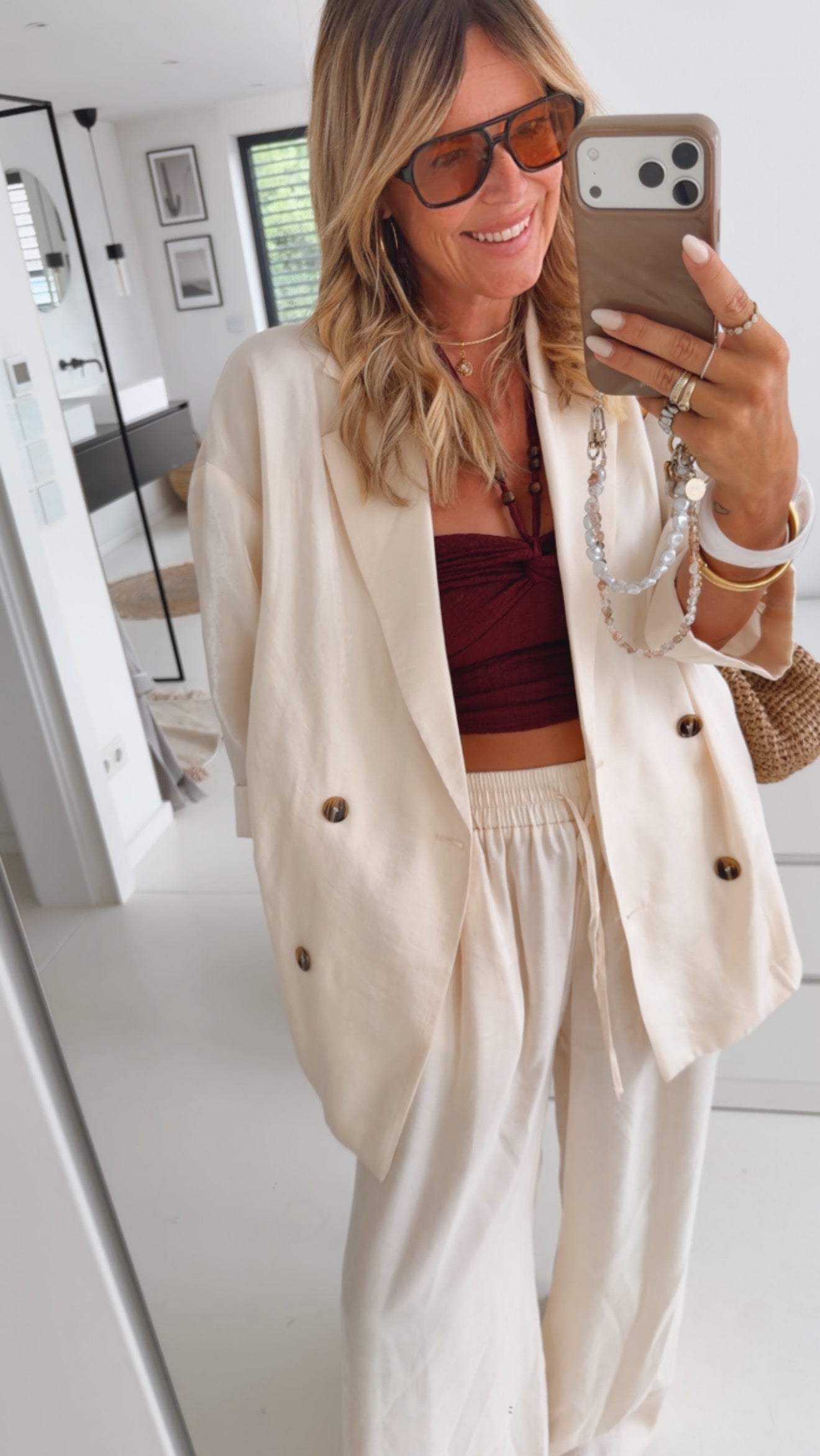 Shiny Blazer Side Cut