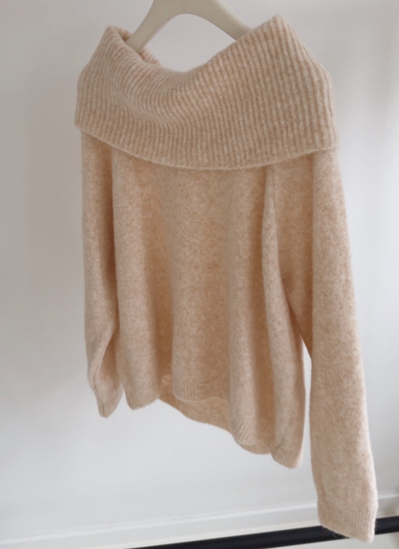 Strick Pulli Off-Shoulder