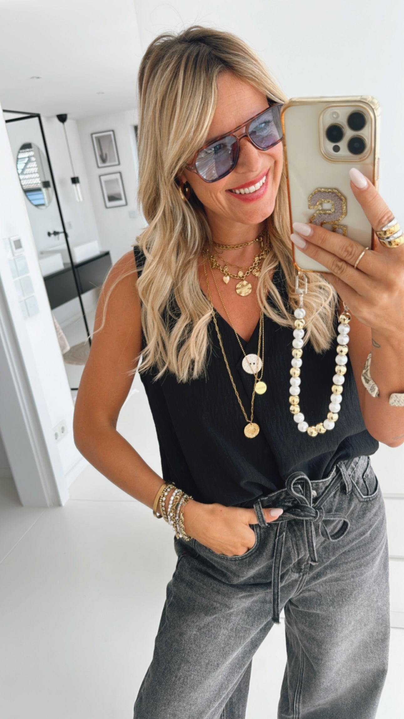 Loose Top Golden Button