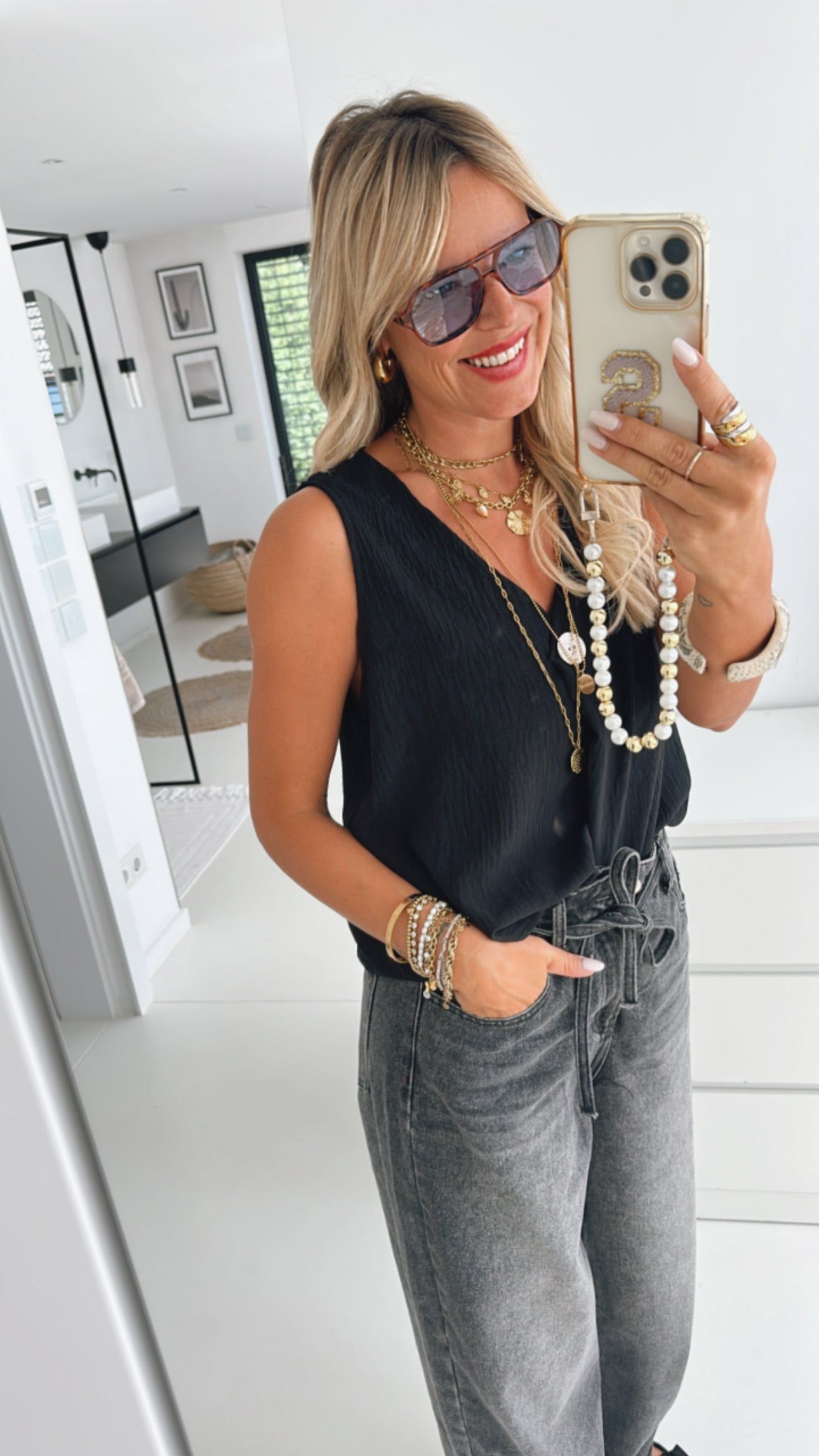 Loose Top Golden Button