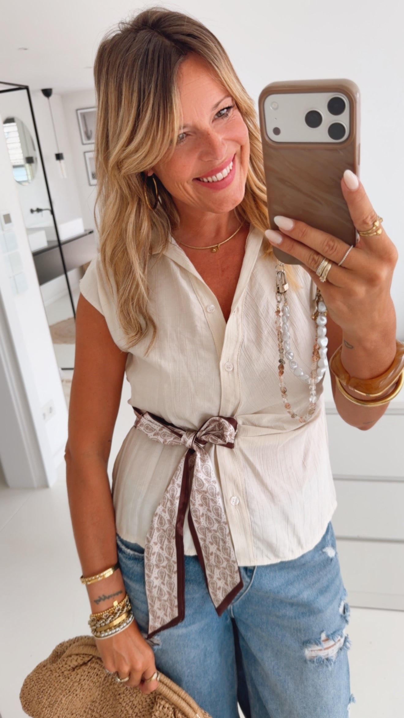 Structured Bluse Side Tie