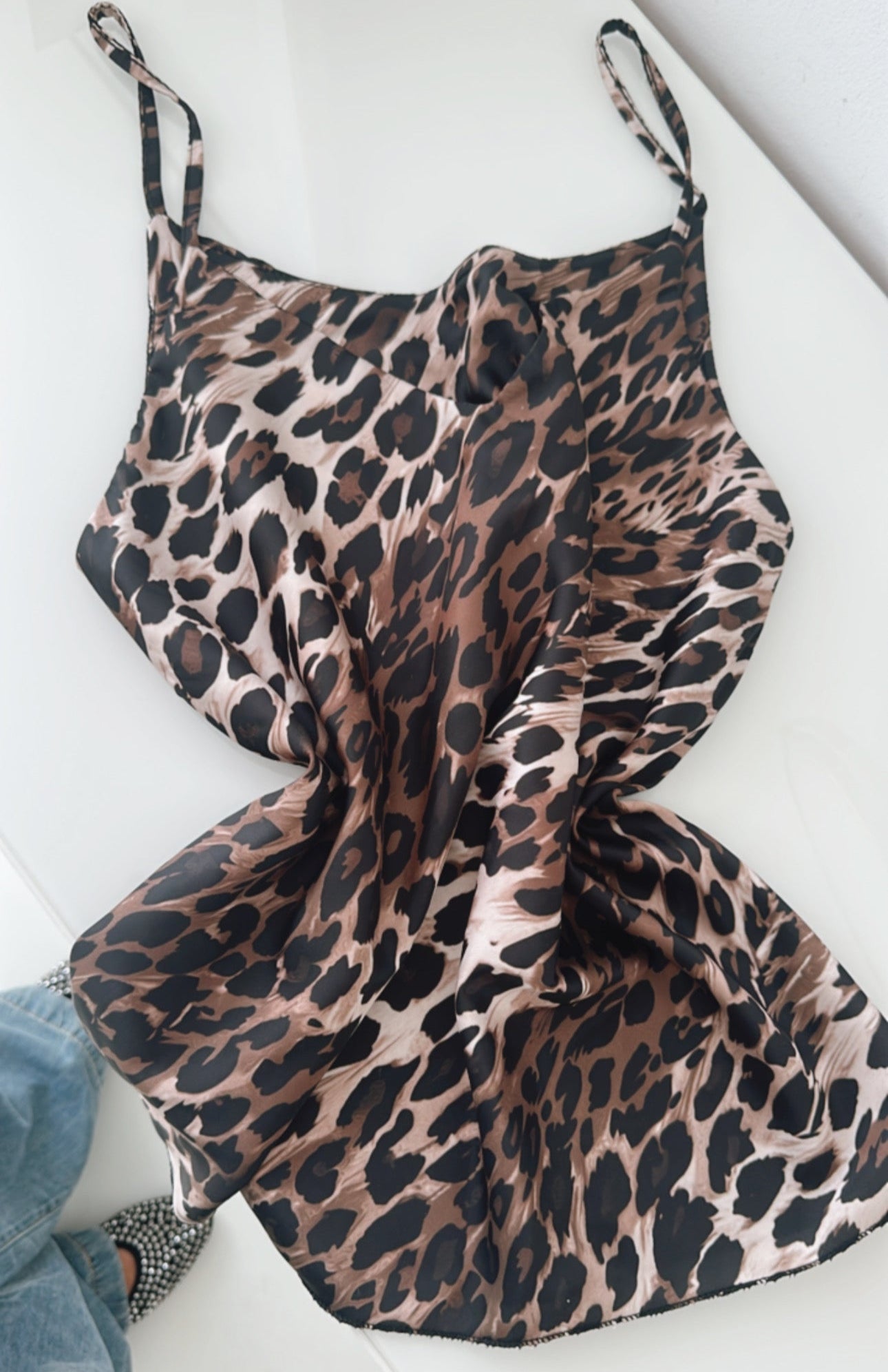 Leo Top V-Neck Seidenoptik