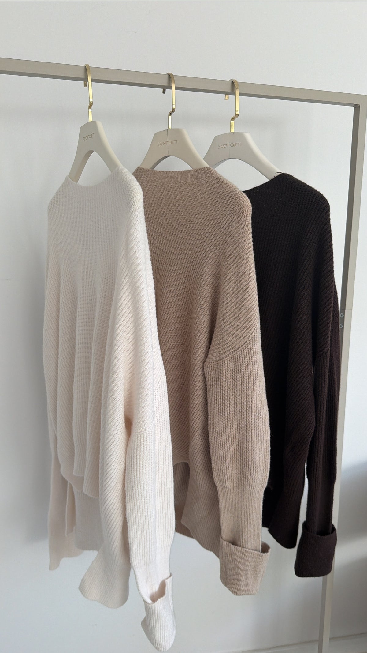 Essential Strickpulli Gerippt
