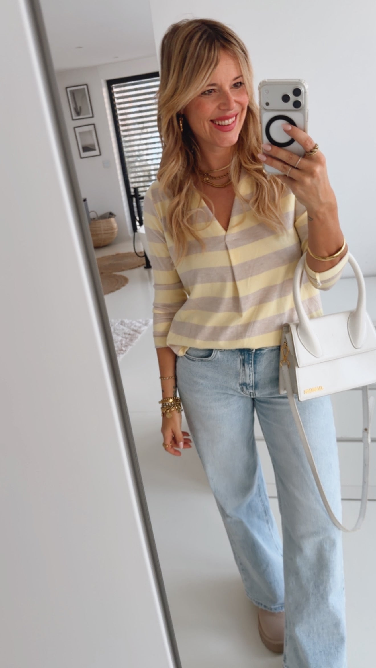 Longsleeve Deep V-Neck Stripes