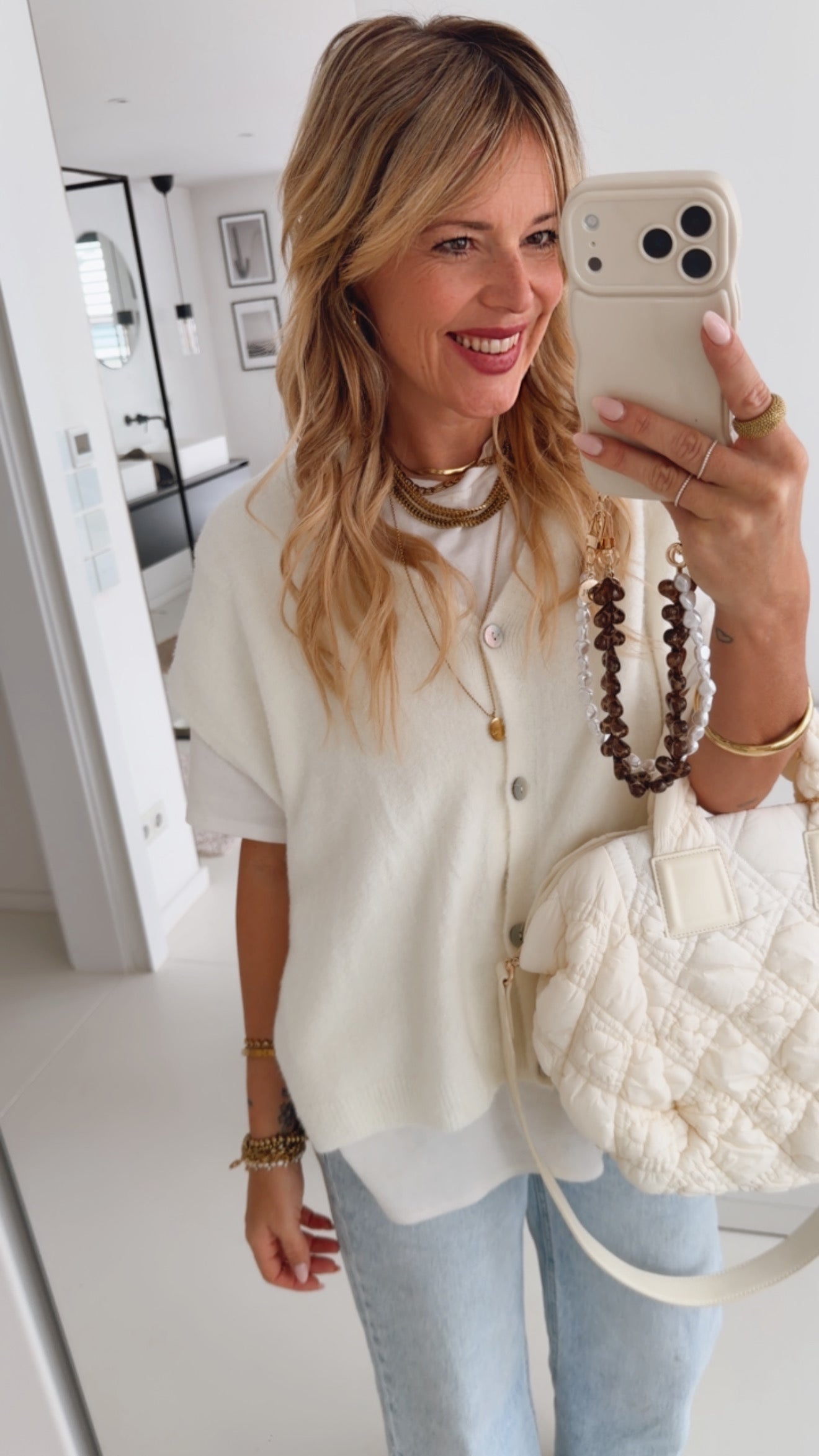 Oversize Strick Pullunder Buttons