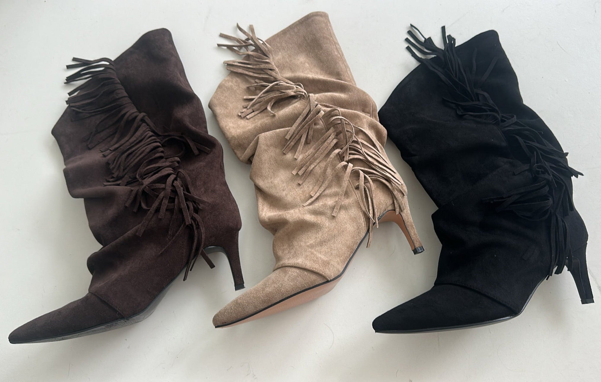 Heel Boots mit Fransen