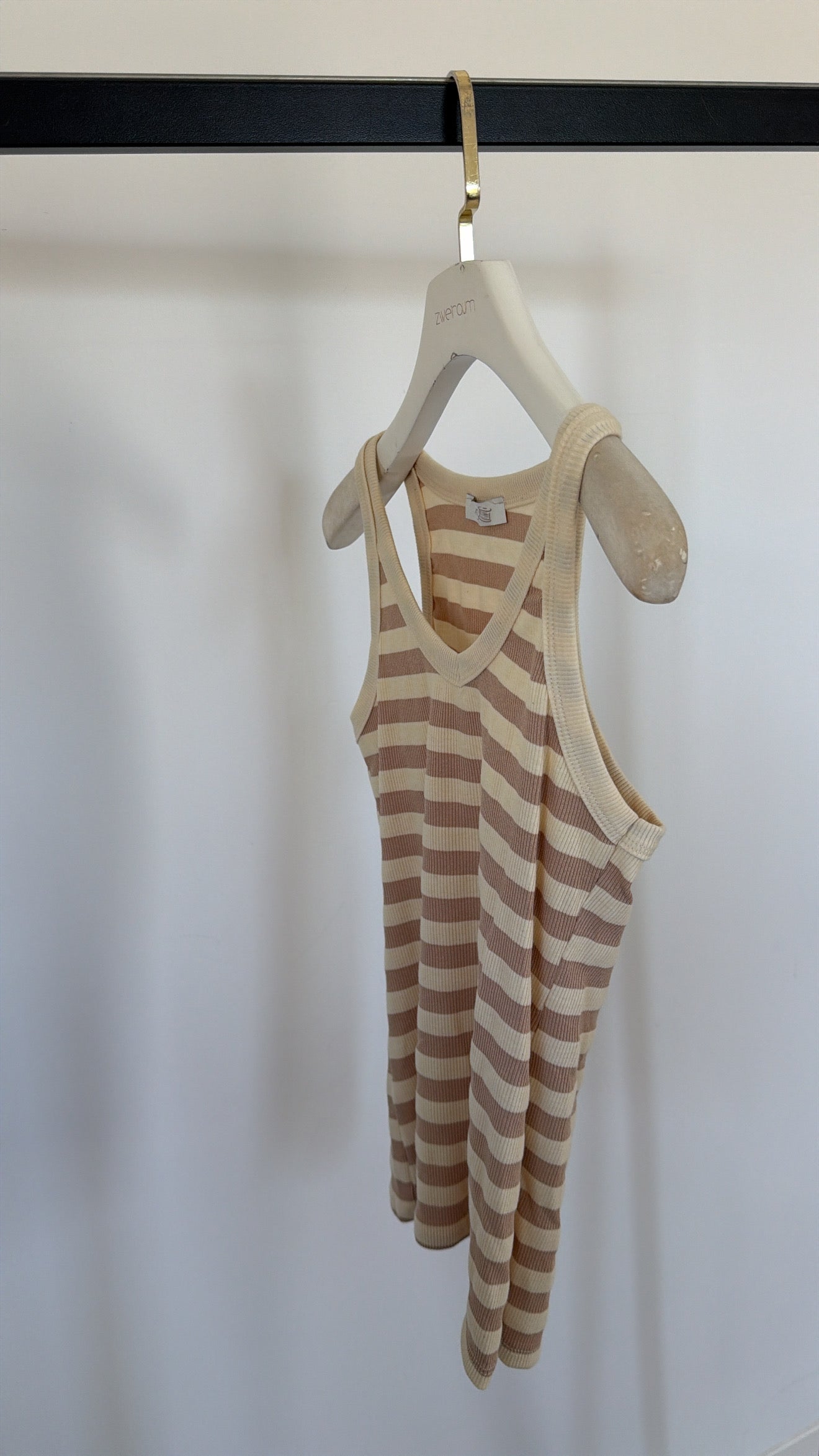 Tank Top Stripes Rounded V-Neck