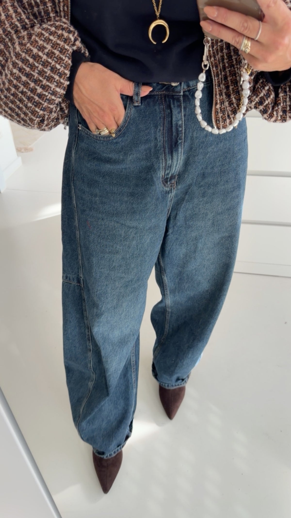 Barrel Jeans Dark Wash