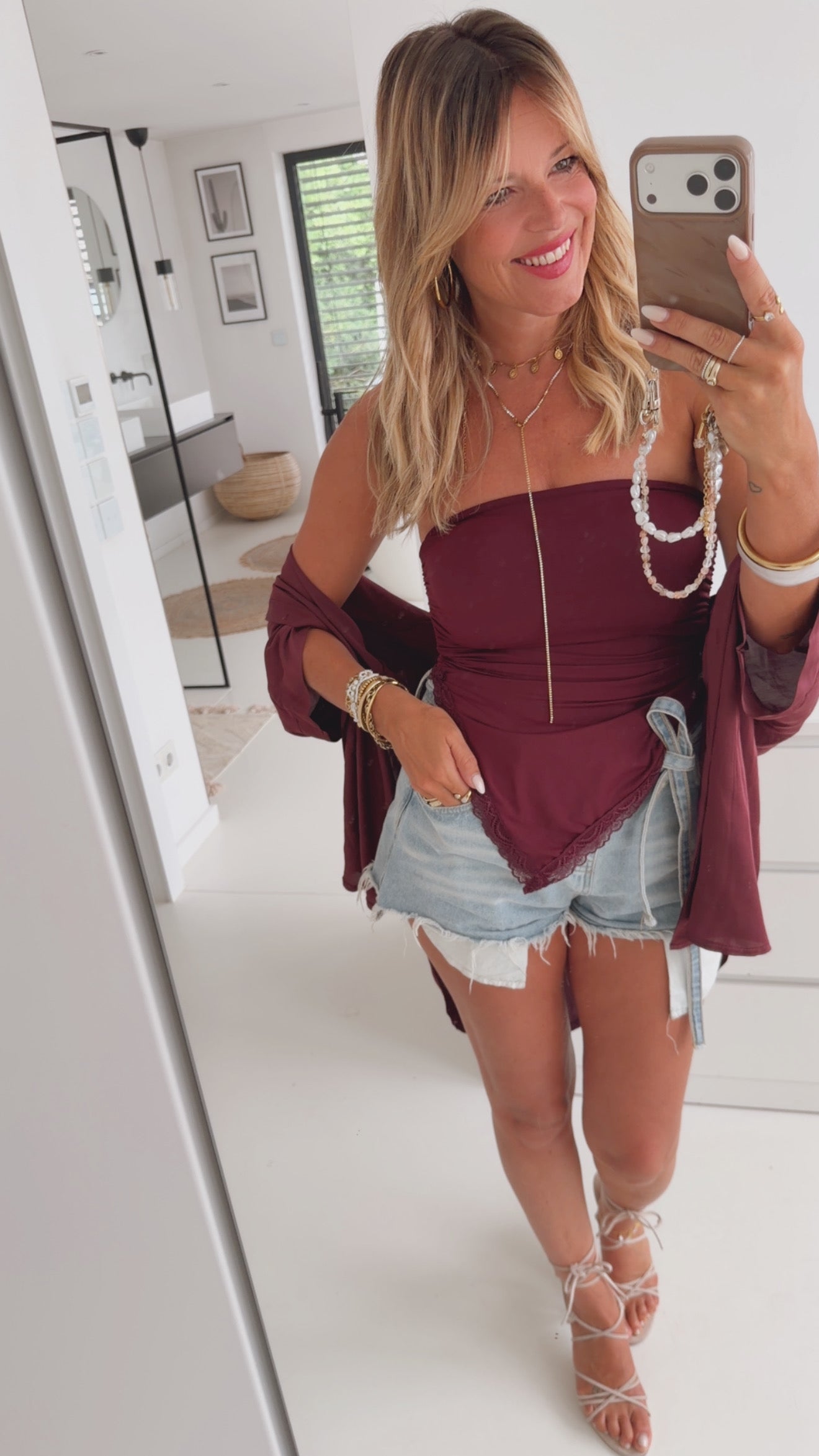Tube Top mit seitlichem Schlitz & Lace Detail