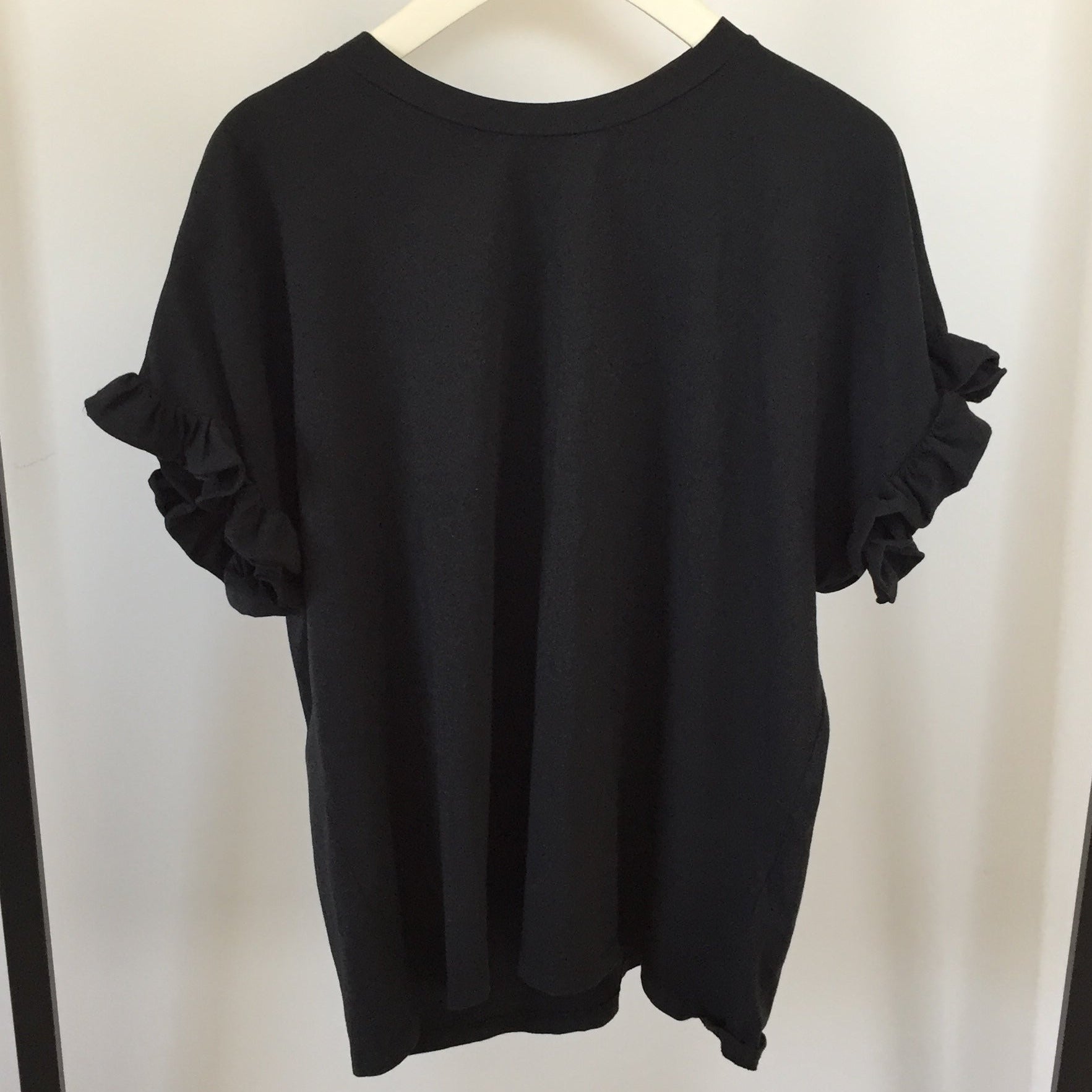 T-Shirt Ruffle Arm