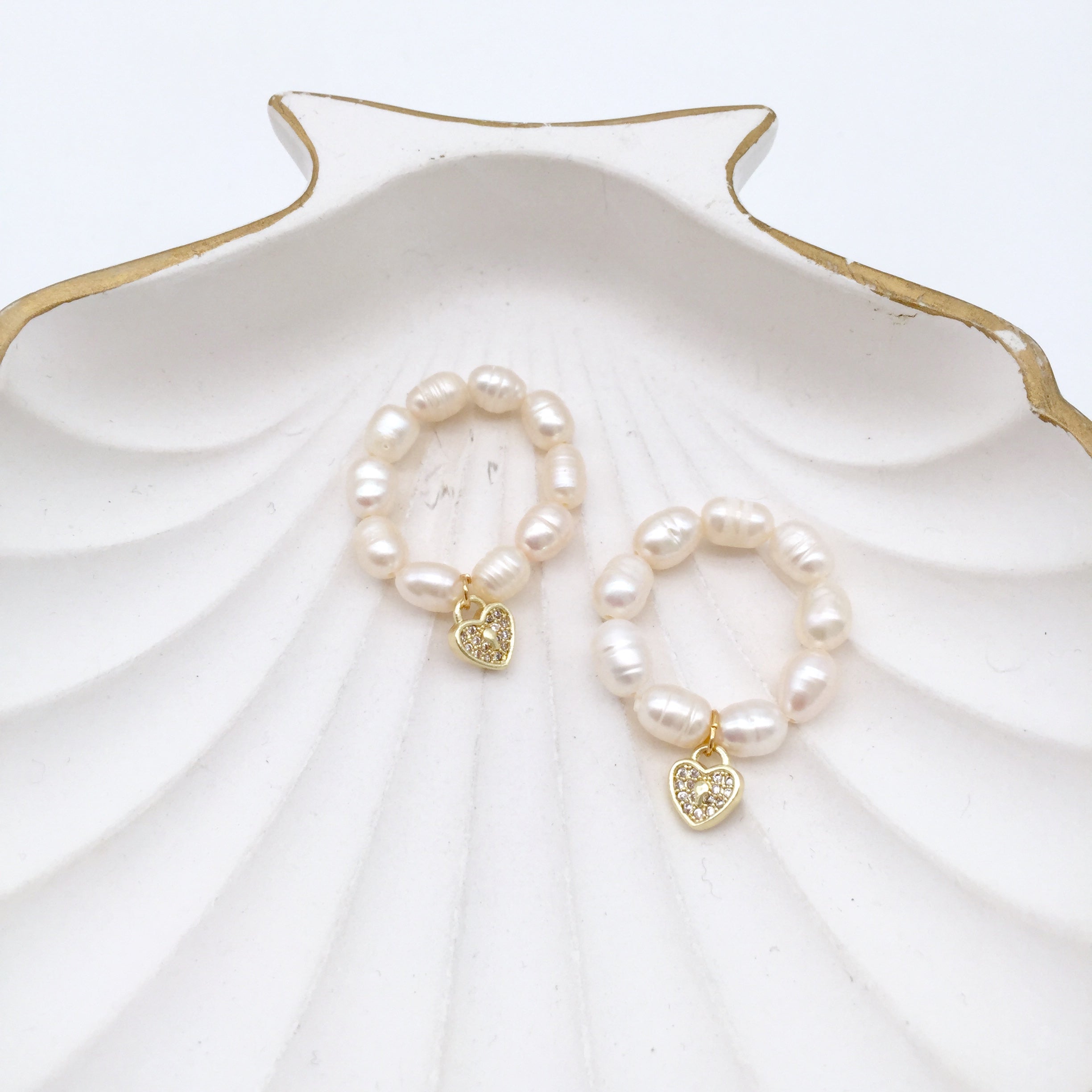 Ring Pearls mit Herz Anhänger