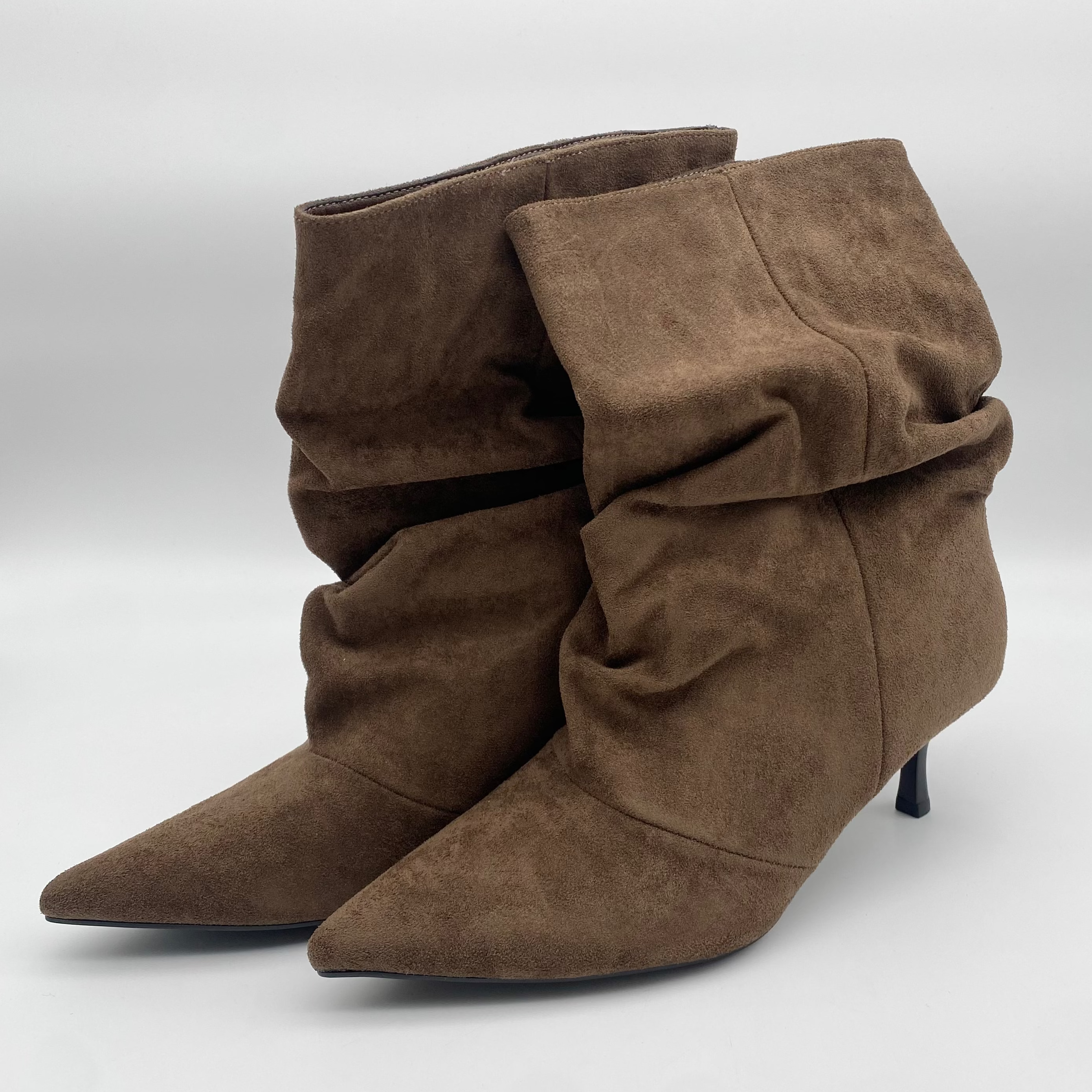 Slouchy Boots Wildleder-Optik