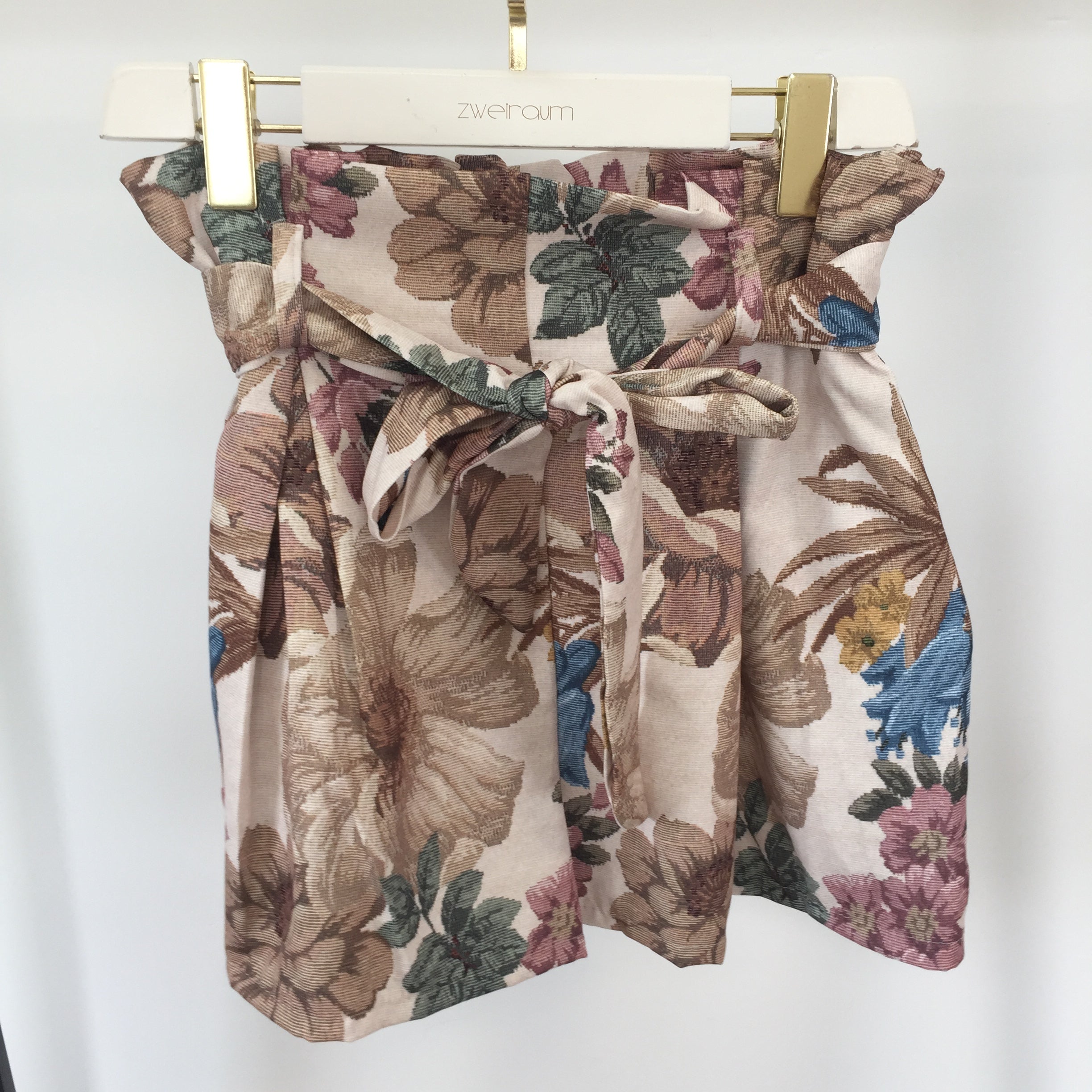 Shorts Floral Garden