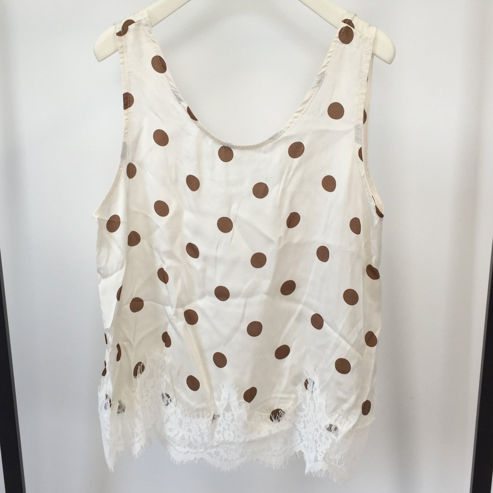 Polkadot Top mit Spitze