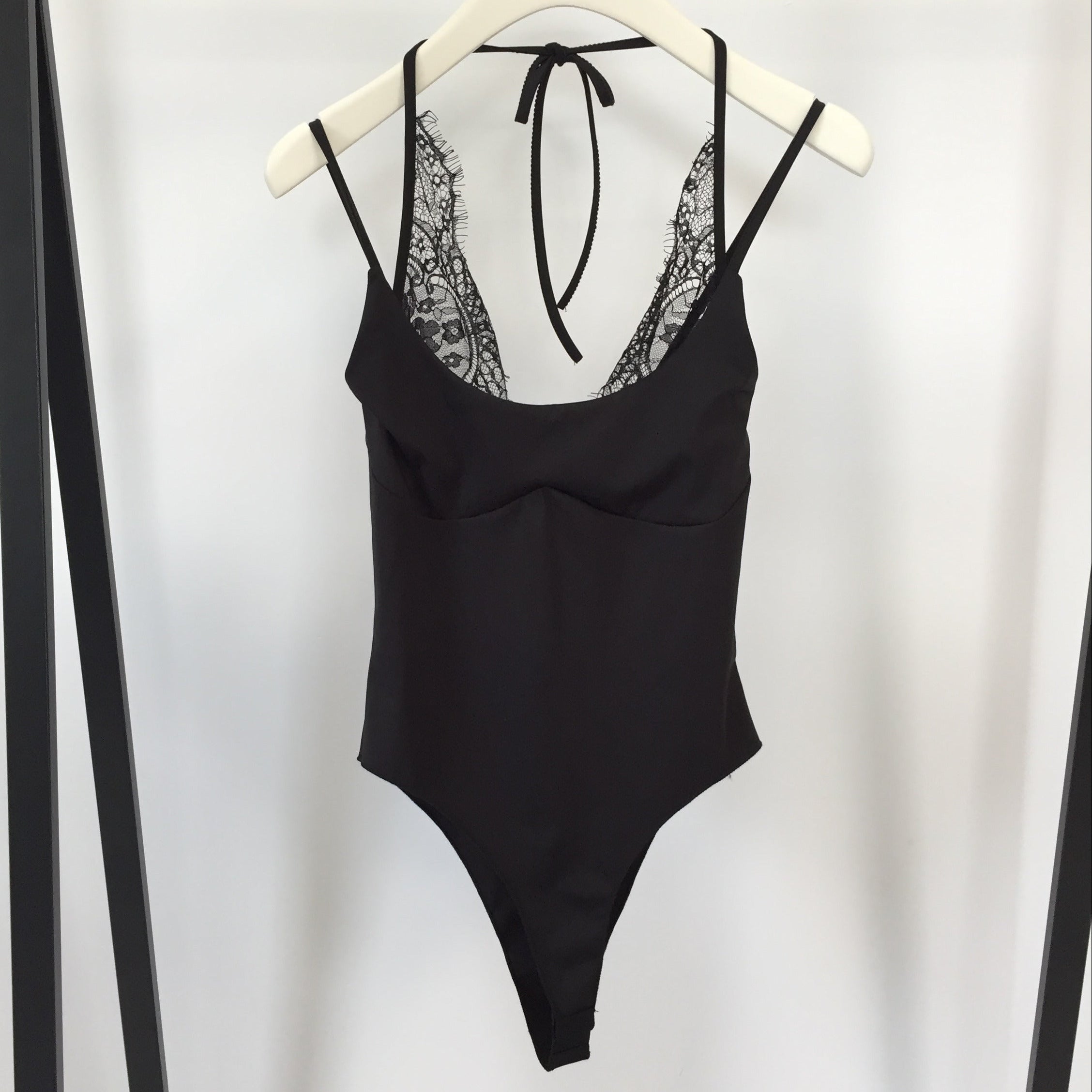Spaghetti Body Lace Detail