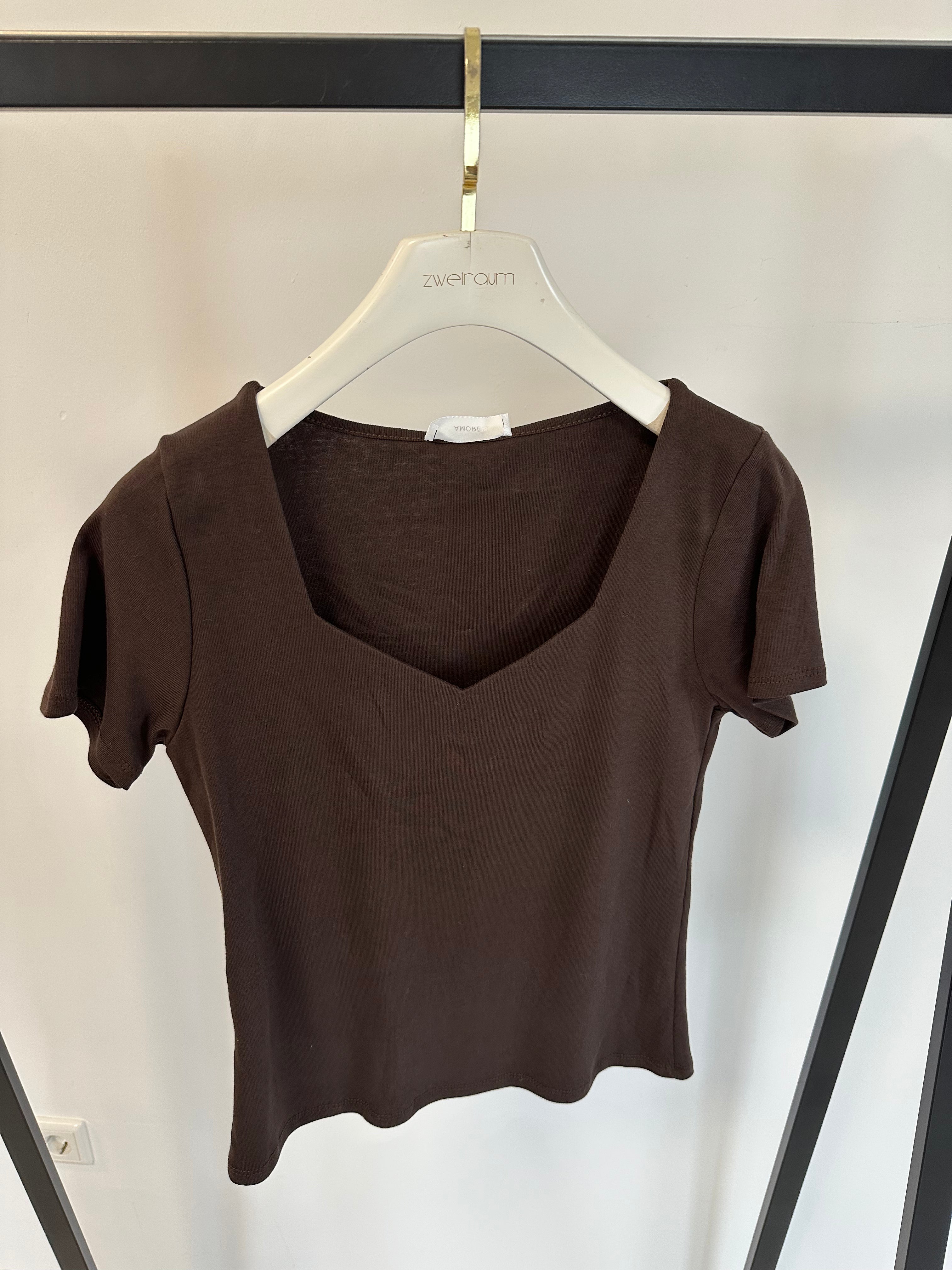 T-Shirt Squared V-Neck