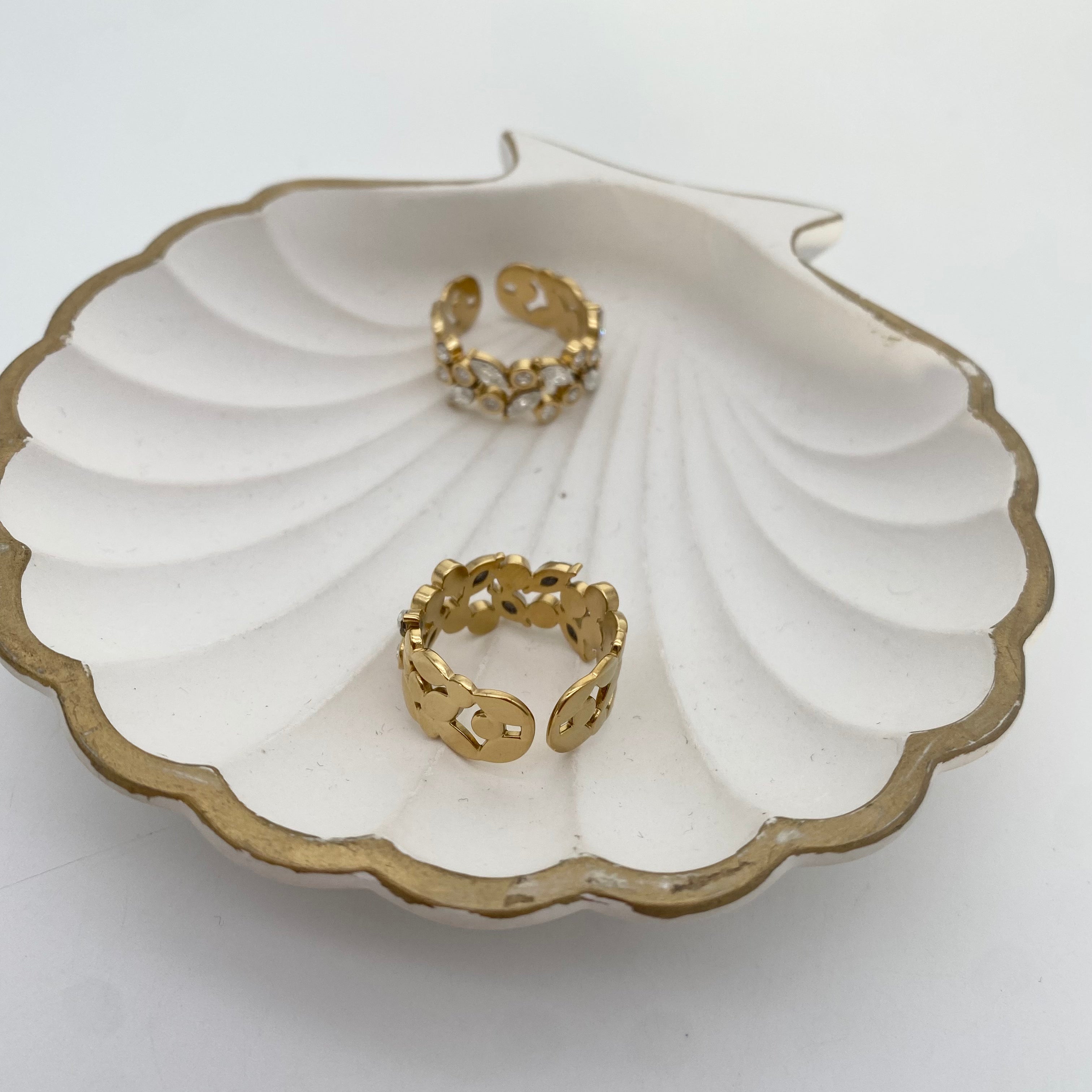 Ring Sparkling Leaves