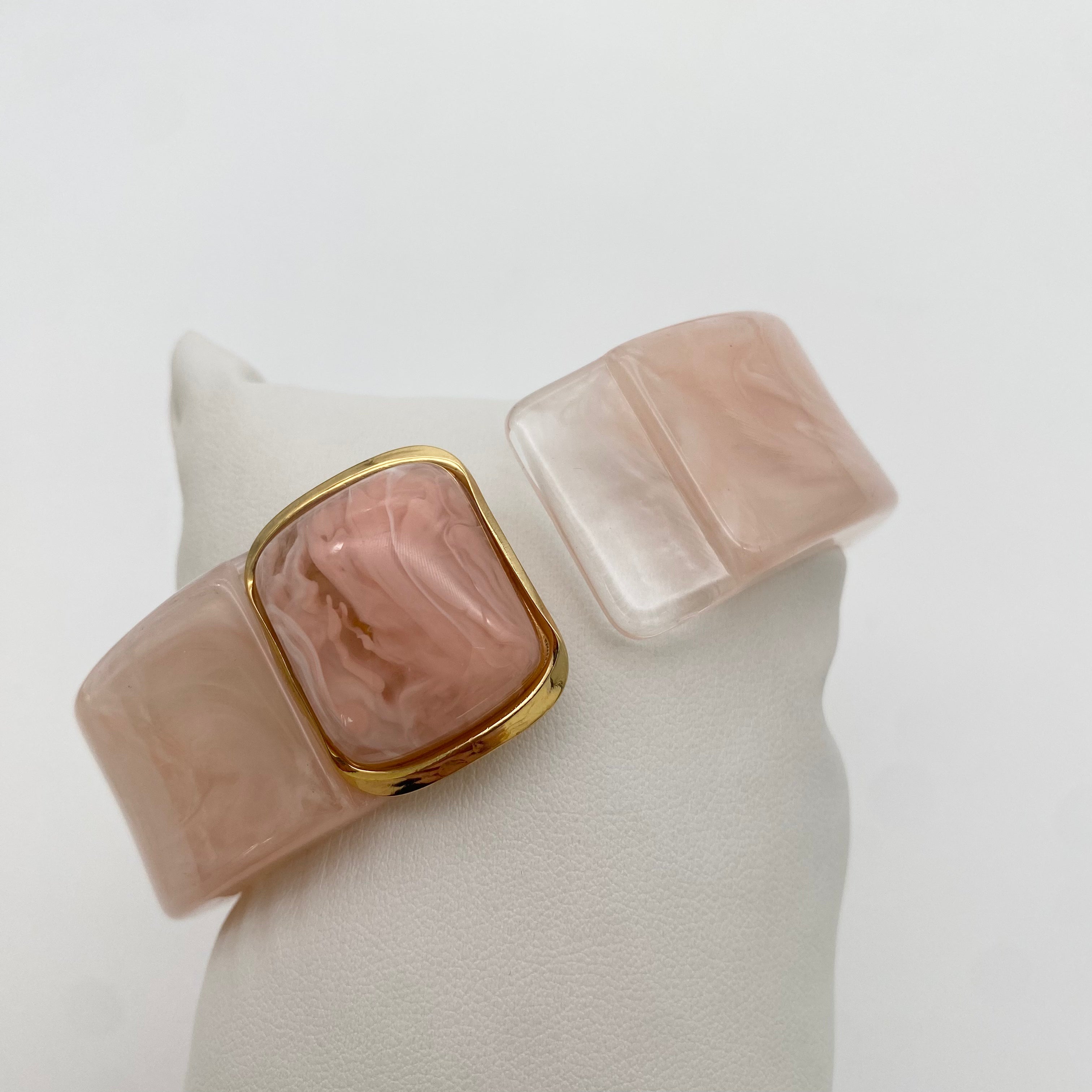 Armspange Square Stone