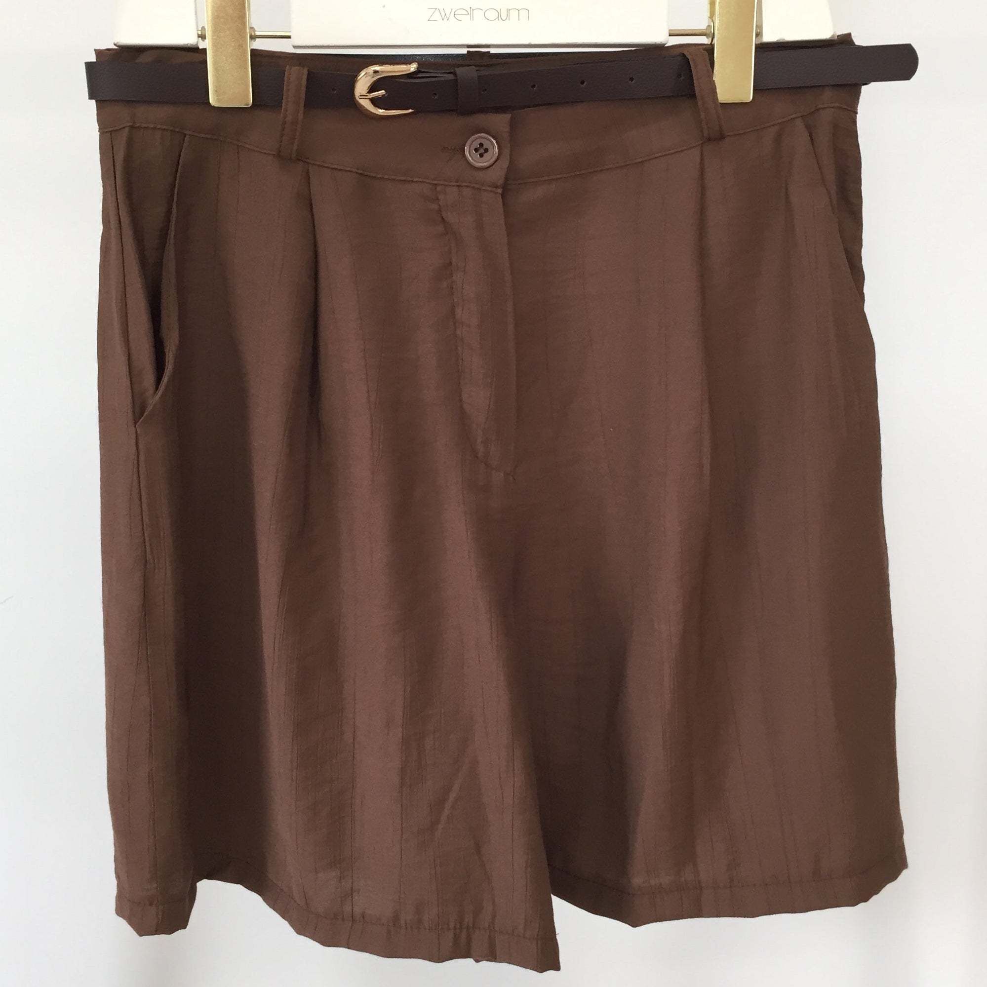 Structured Shorts Mit Gürtel