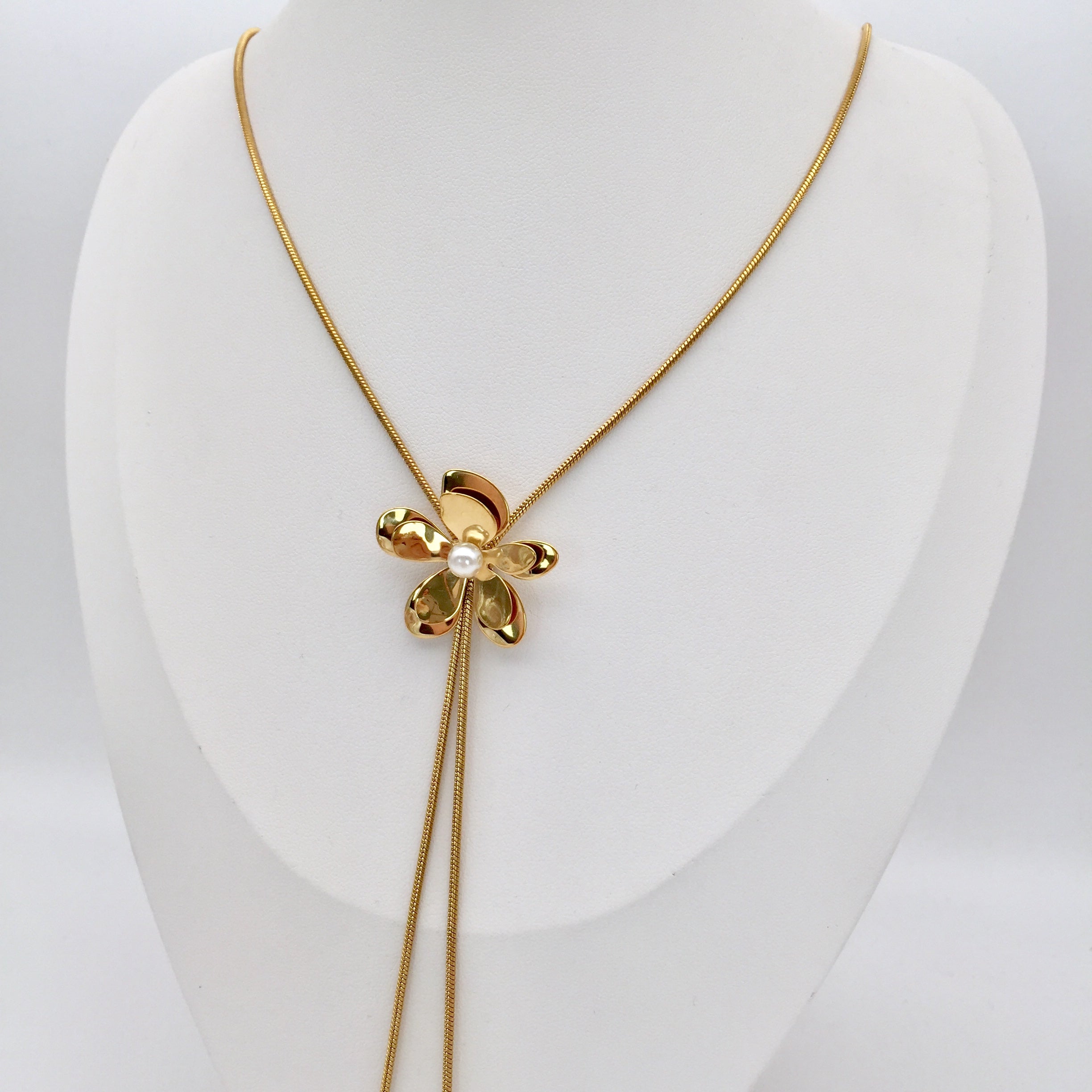 Long Kette Flower