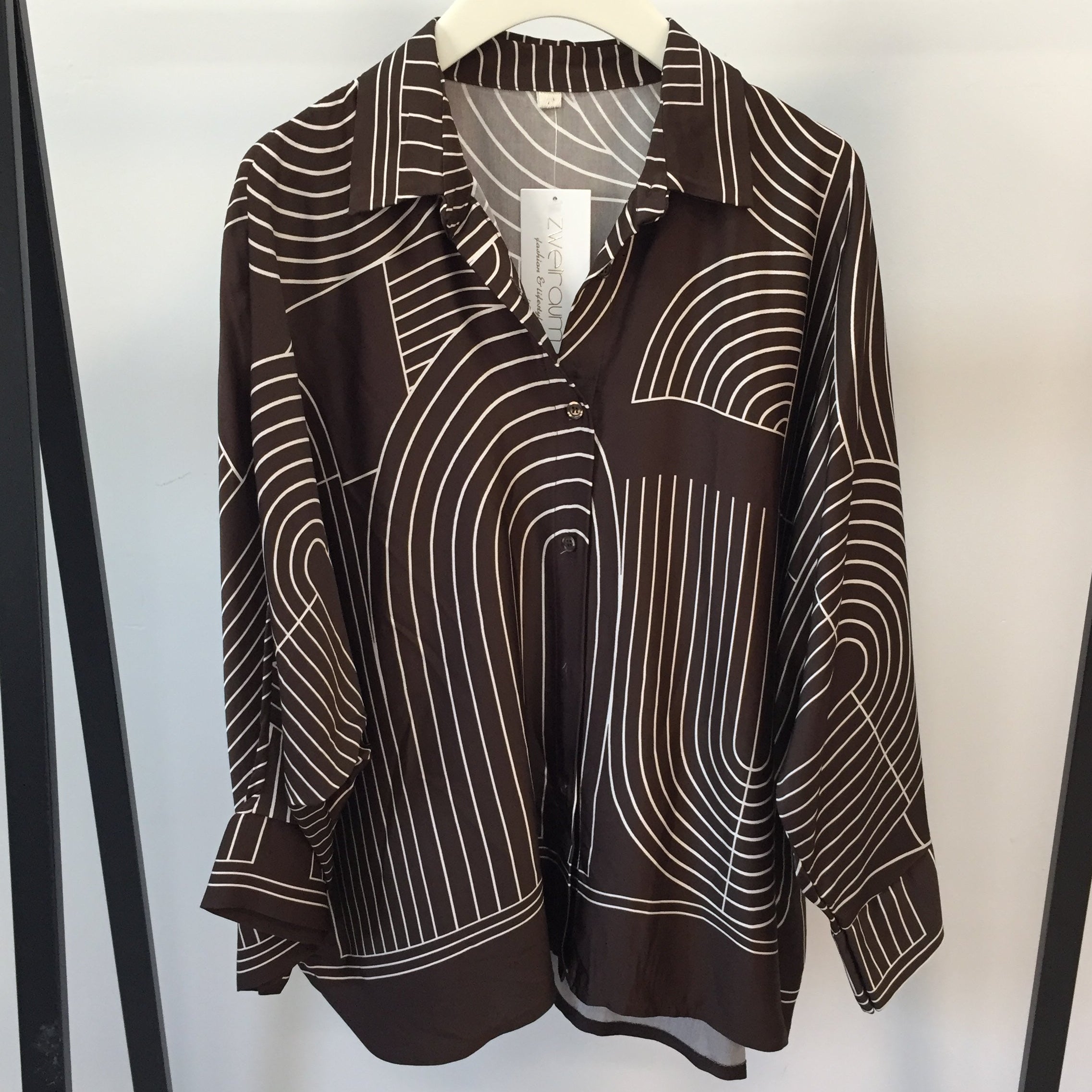 Loose Shirt Rainbow Pattern