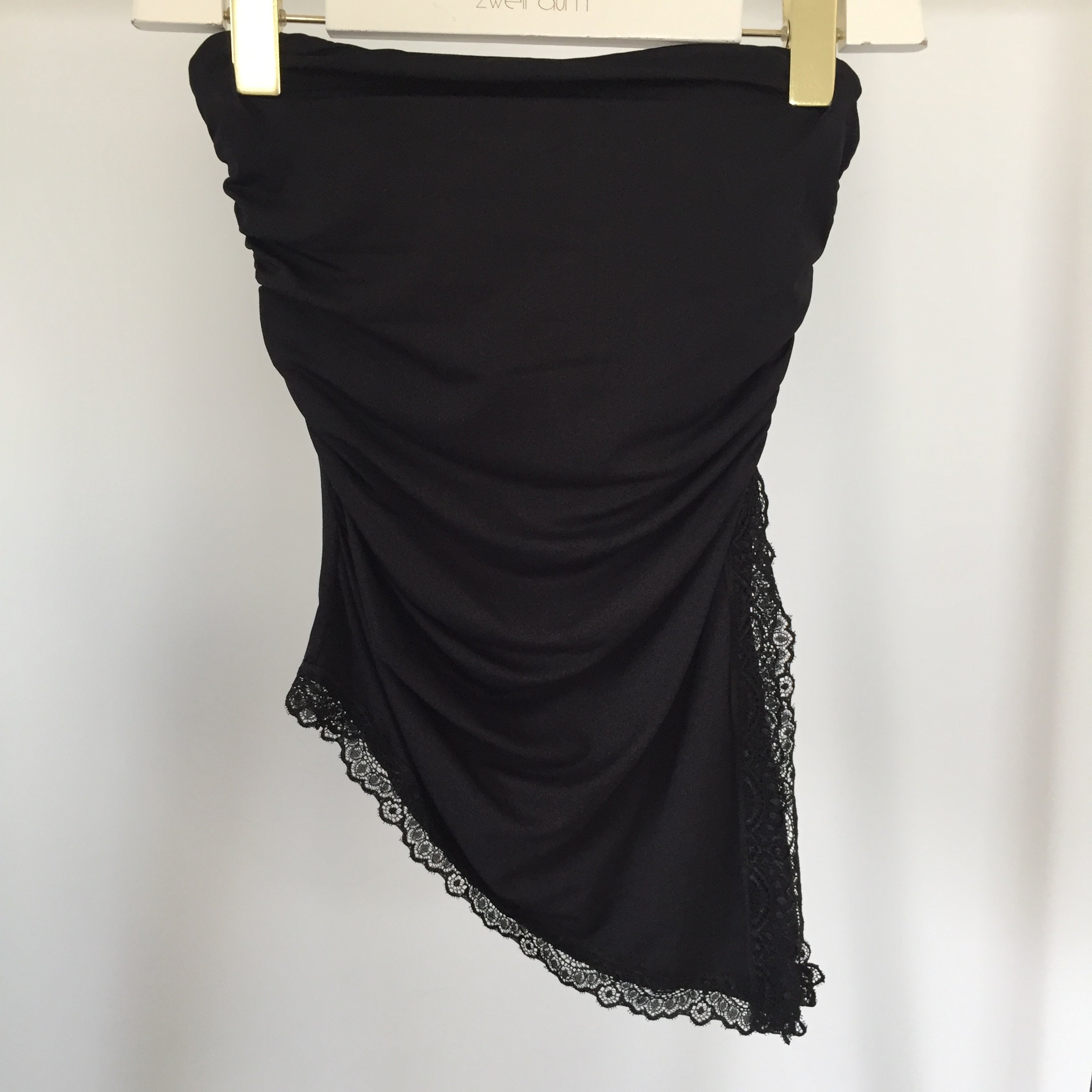 Tube Top mit seitlichem Schlitz & Lace Detail