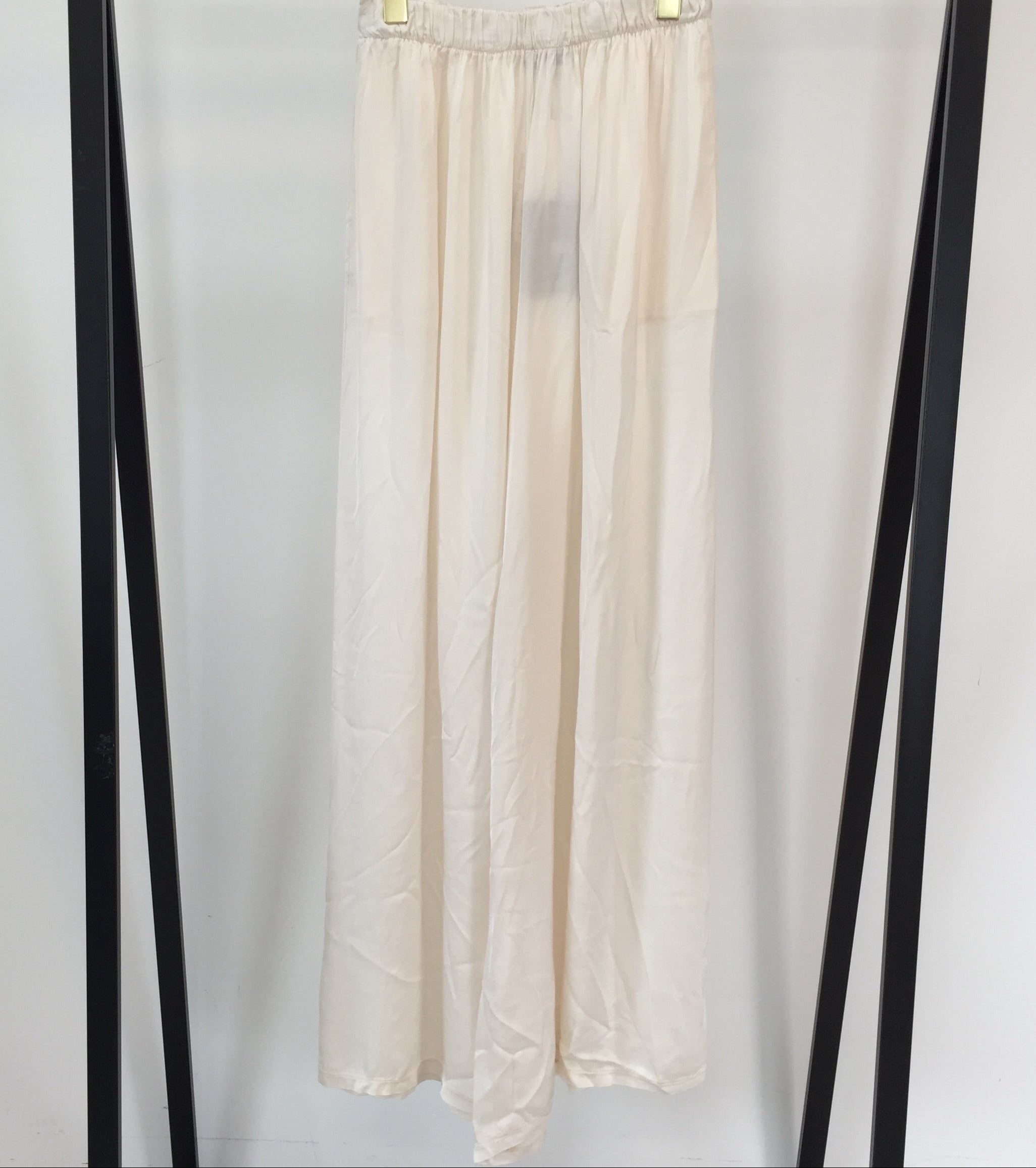 Silky Loose Hose