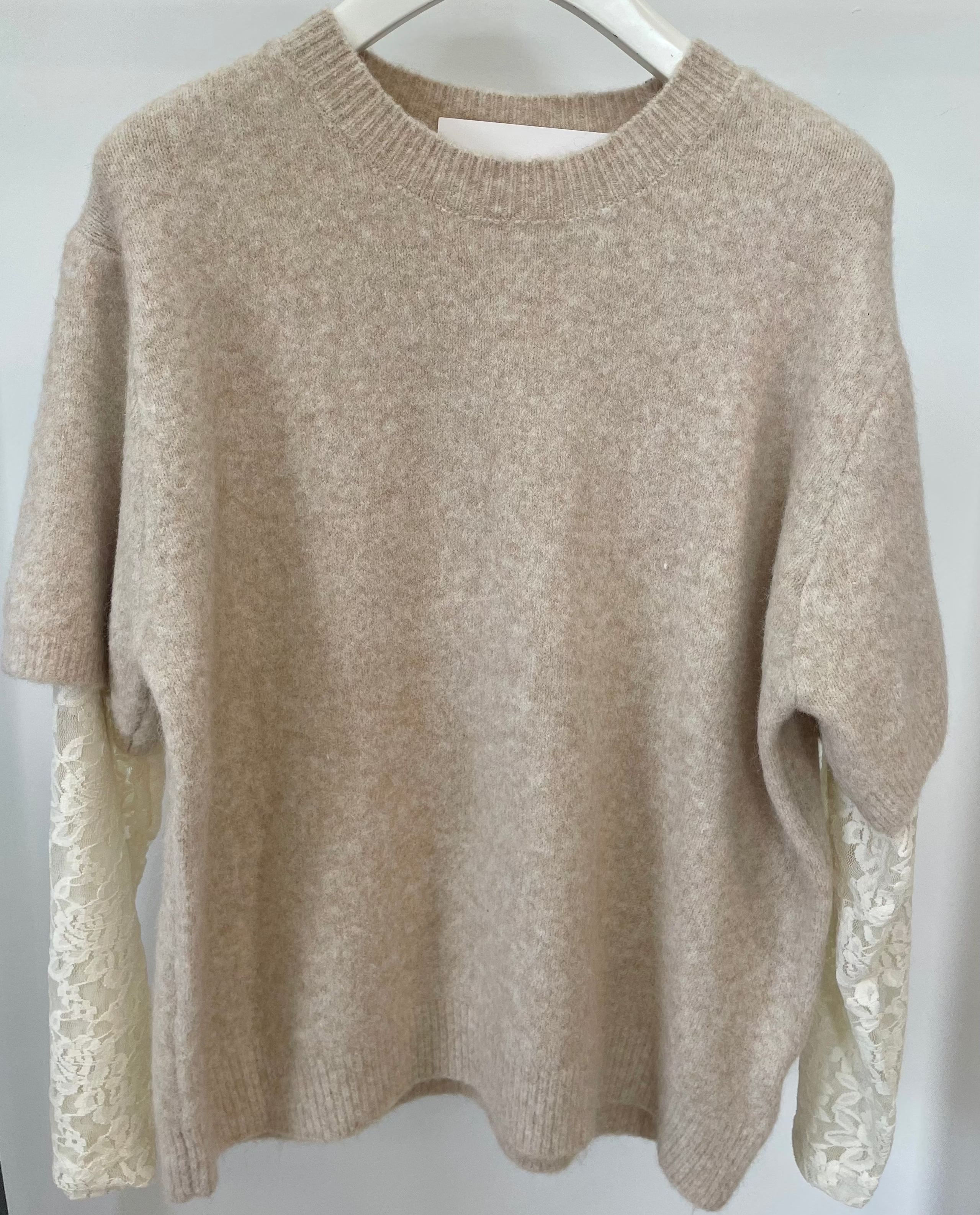 Strickpulli Lace Ärmel