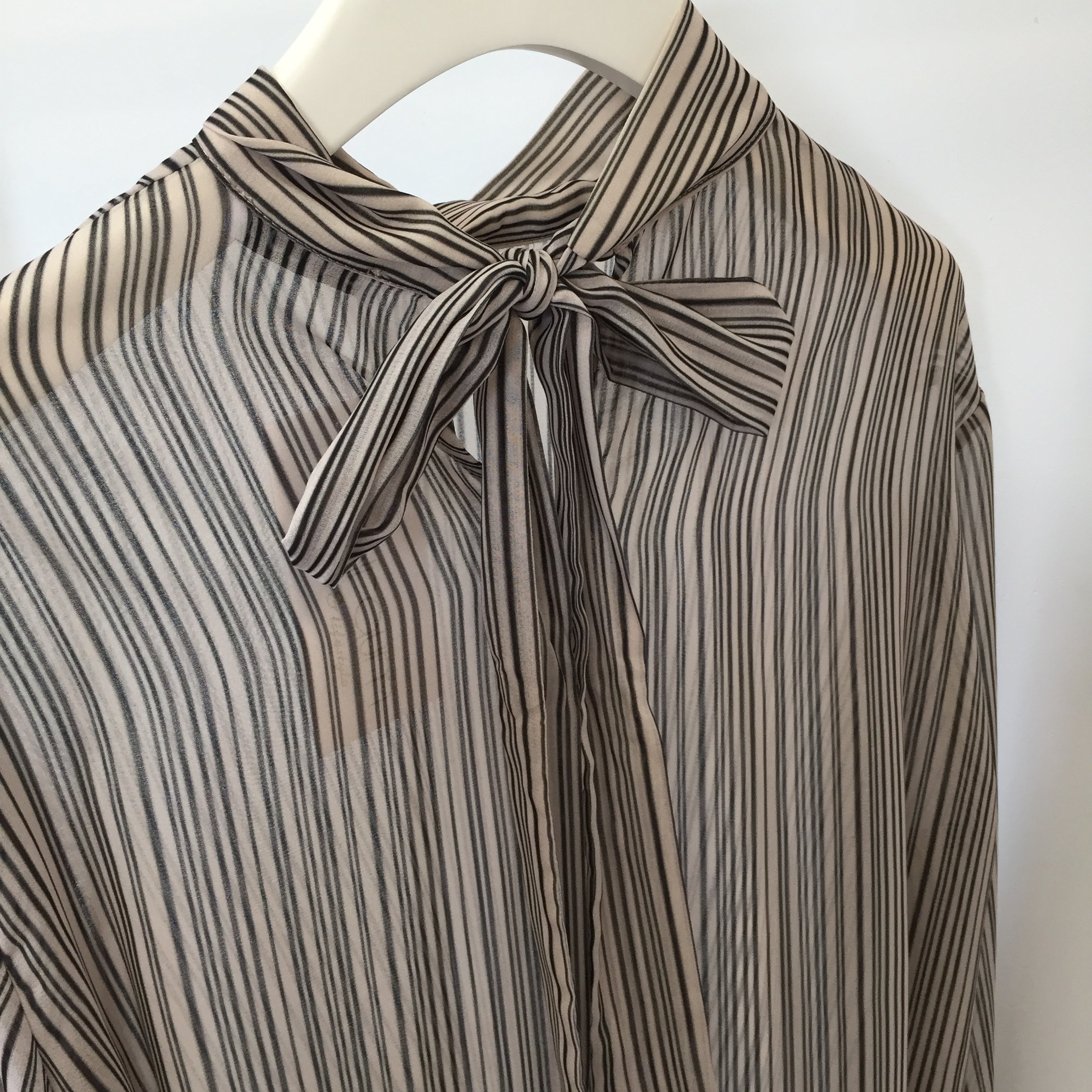 Bluse Irregular Stripes