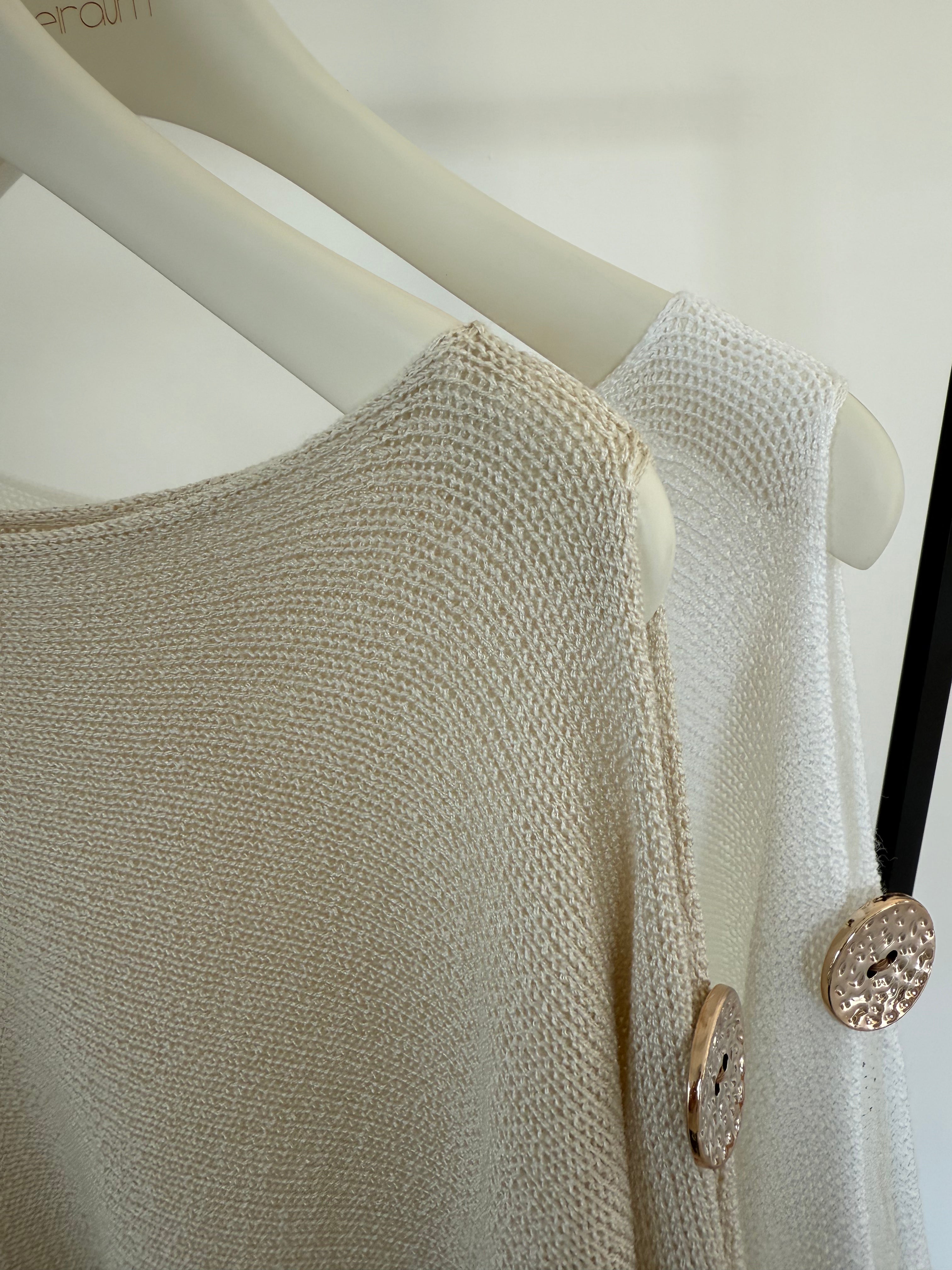 Strickshirt Shoulder Button