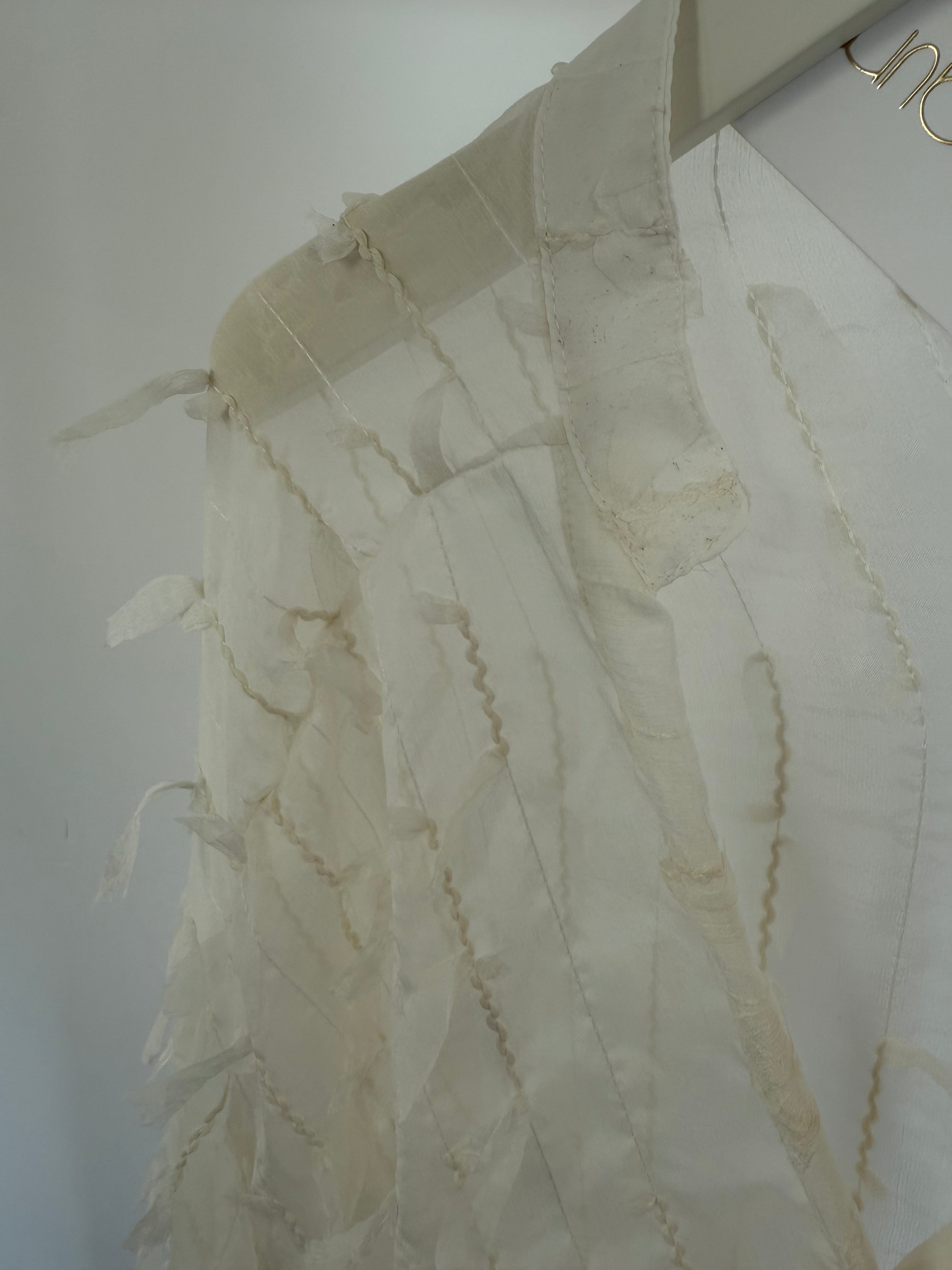 Bluse Knot Feathers
