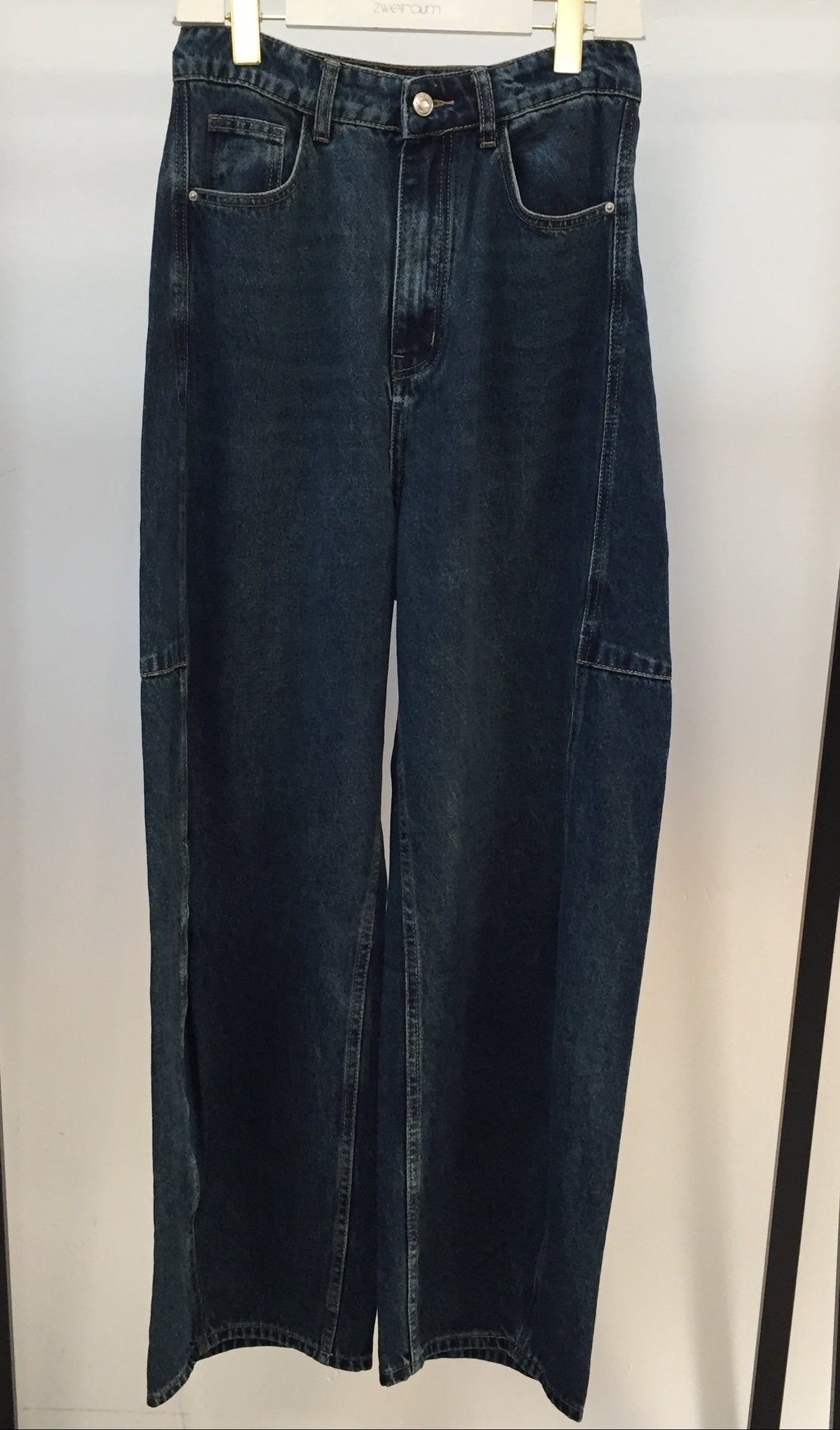 Barrel Jeans Dark Wash