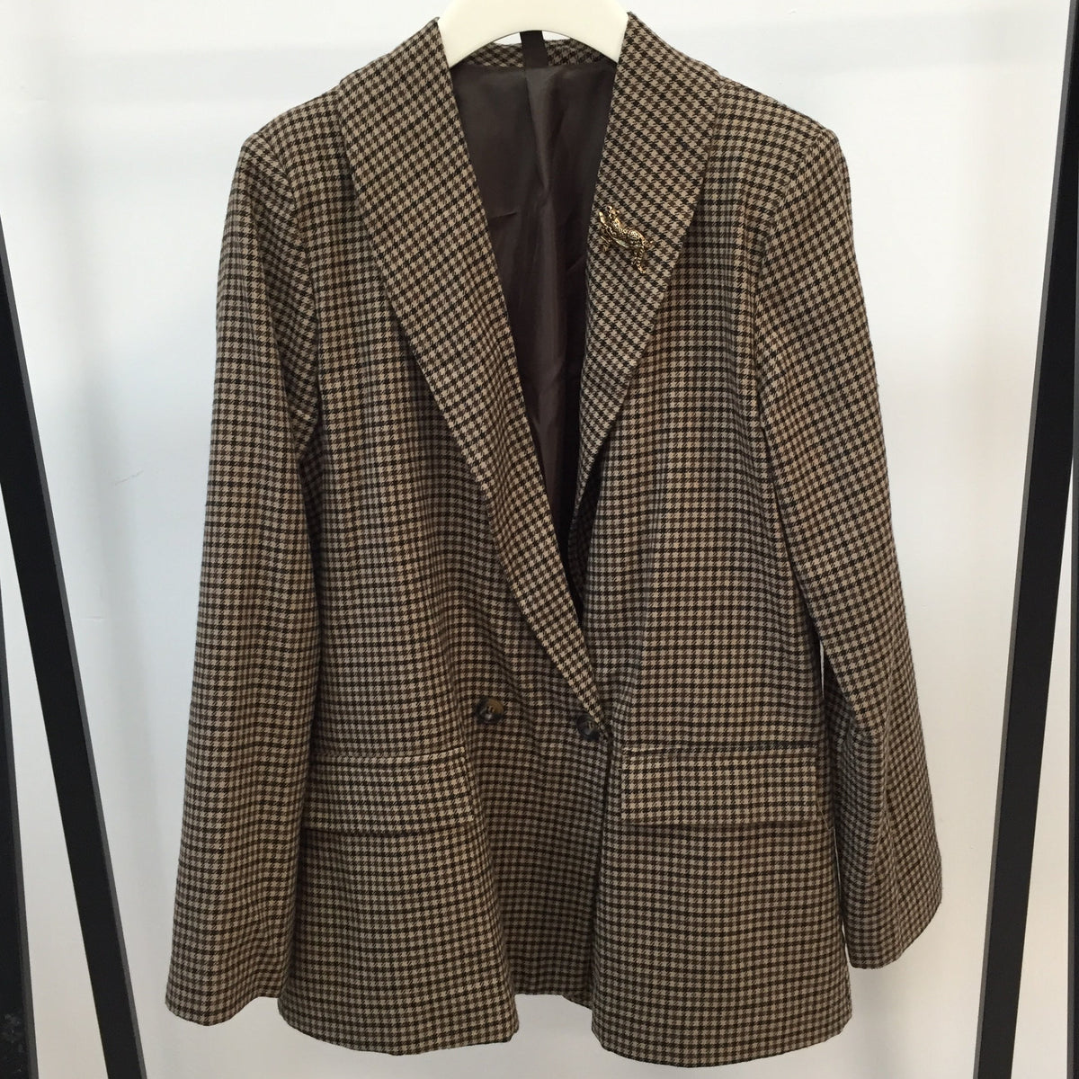 Karo Blazer Leo Brosche