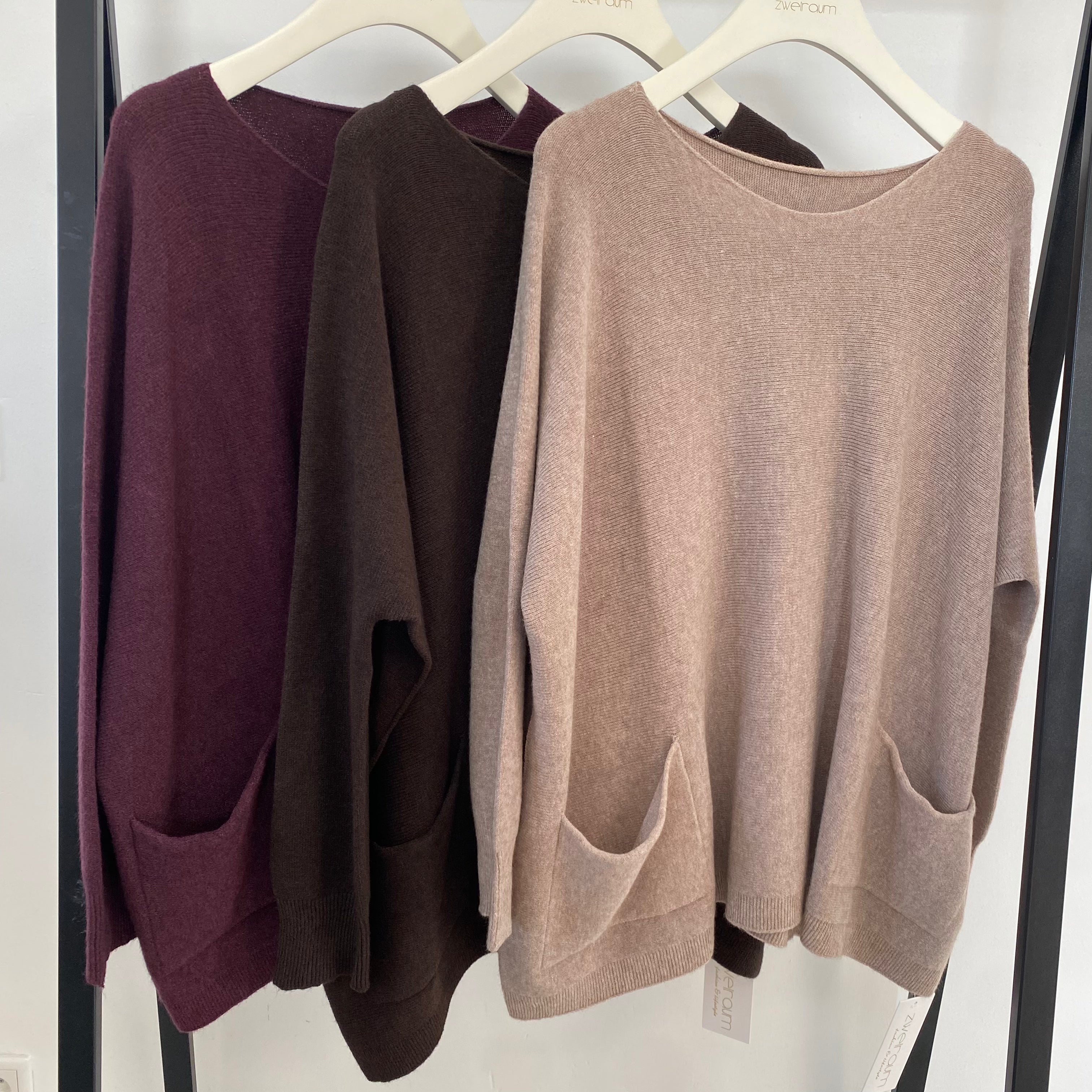 Capsule Pulli Side Pocket