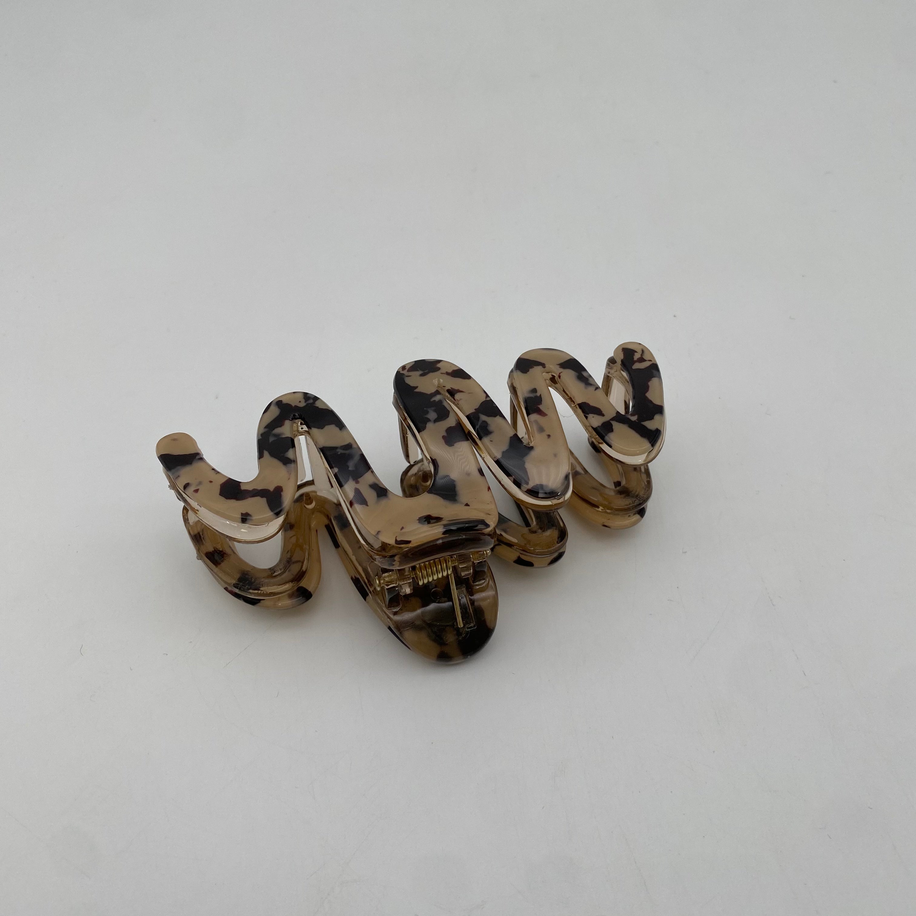 Claw Clip Squiggle