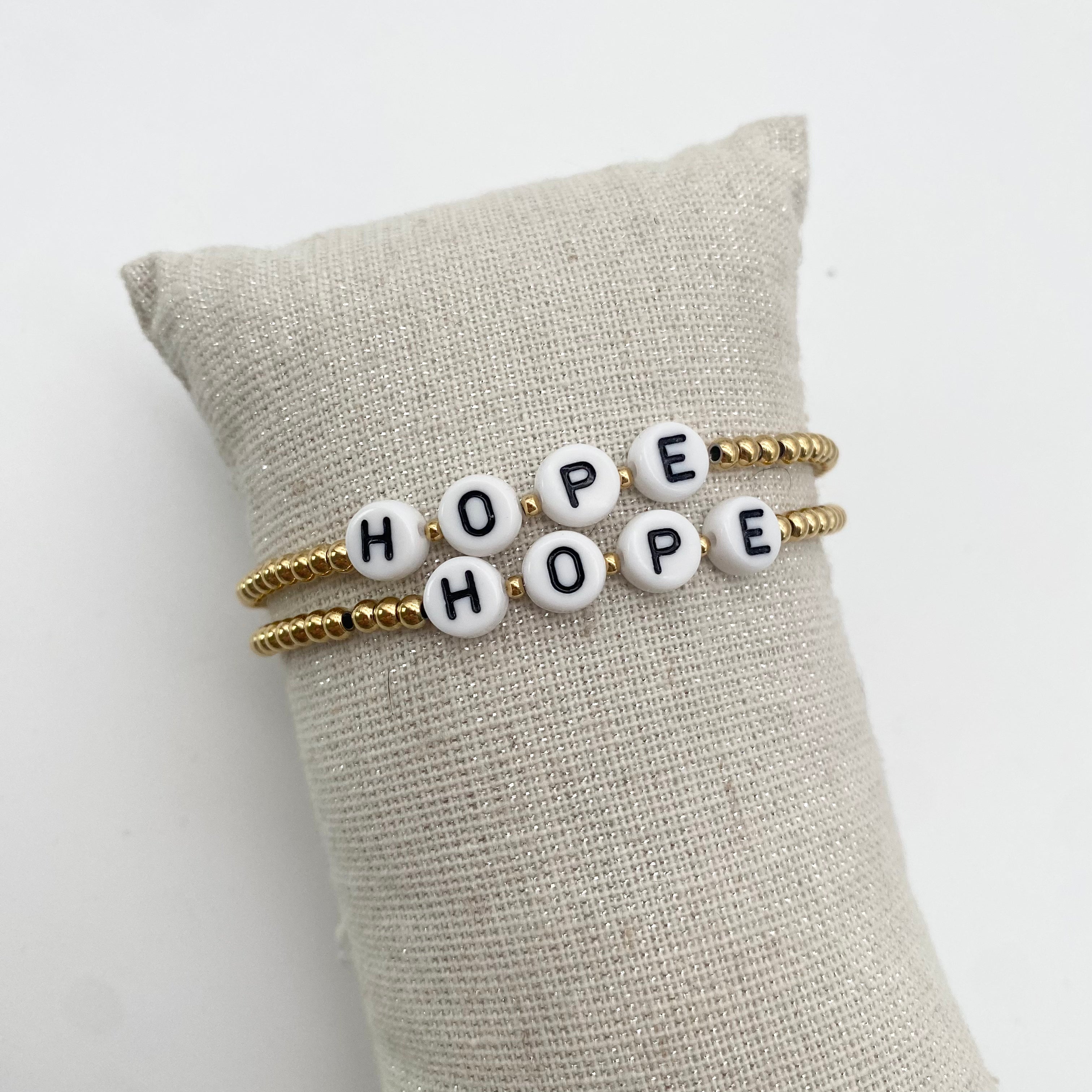 Armband Letters