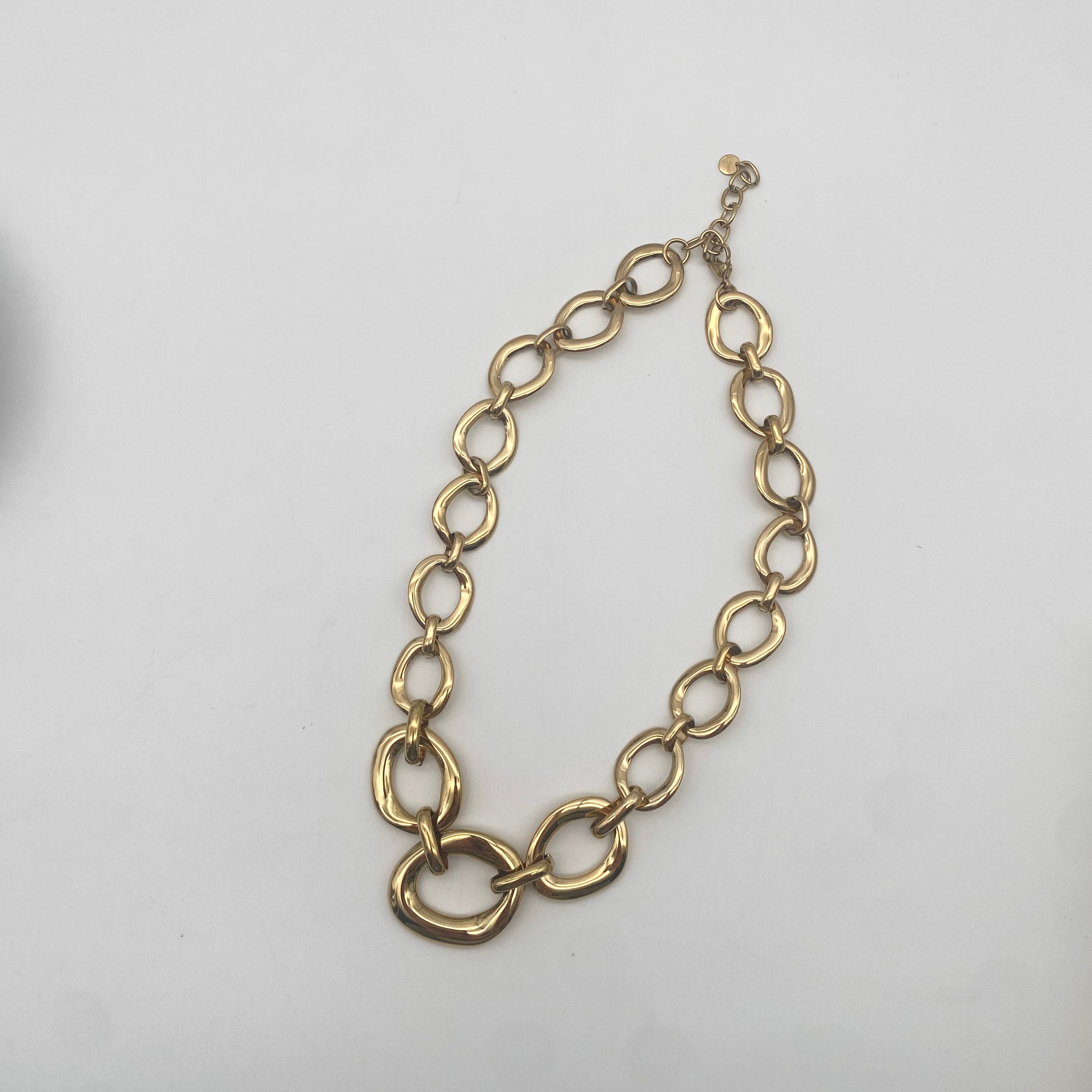 Kette Irregular Circles