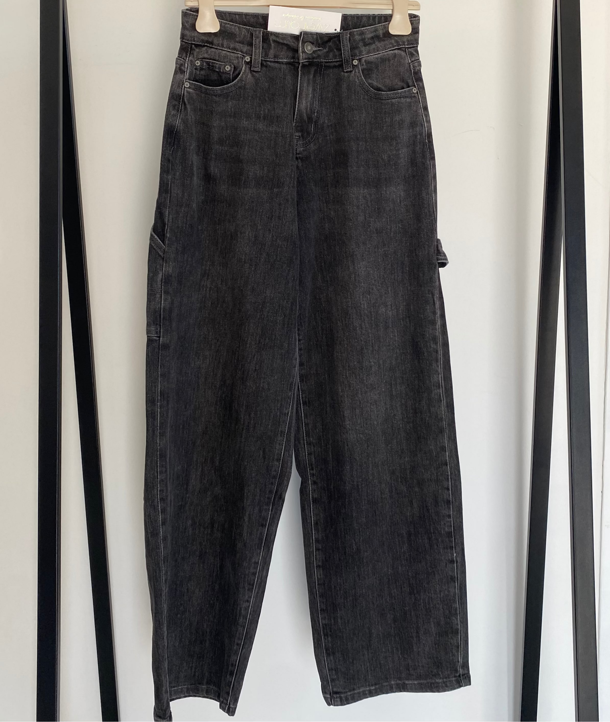 Straight Leg Jeans Addition