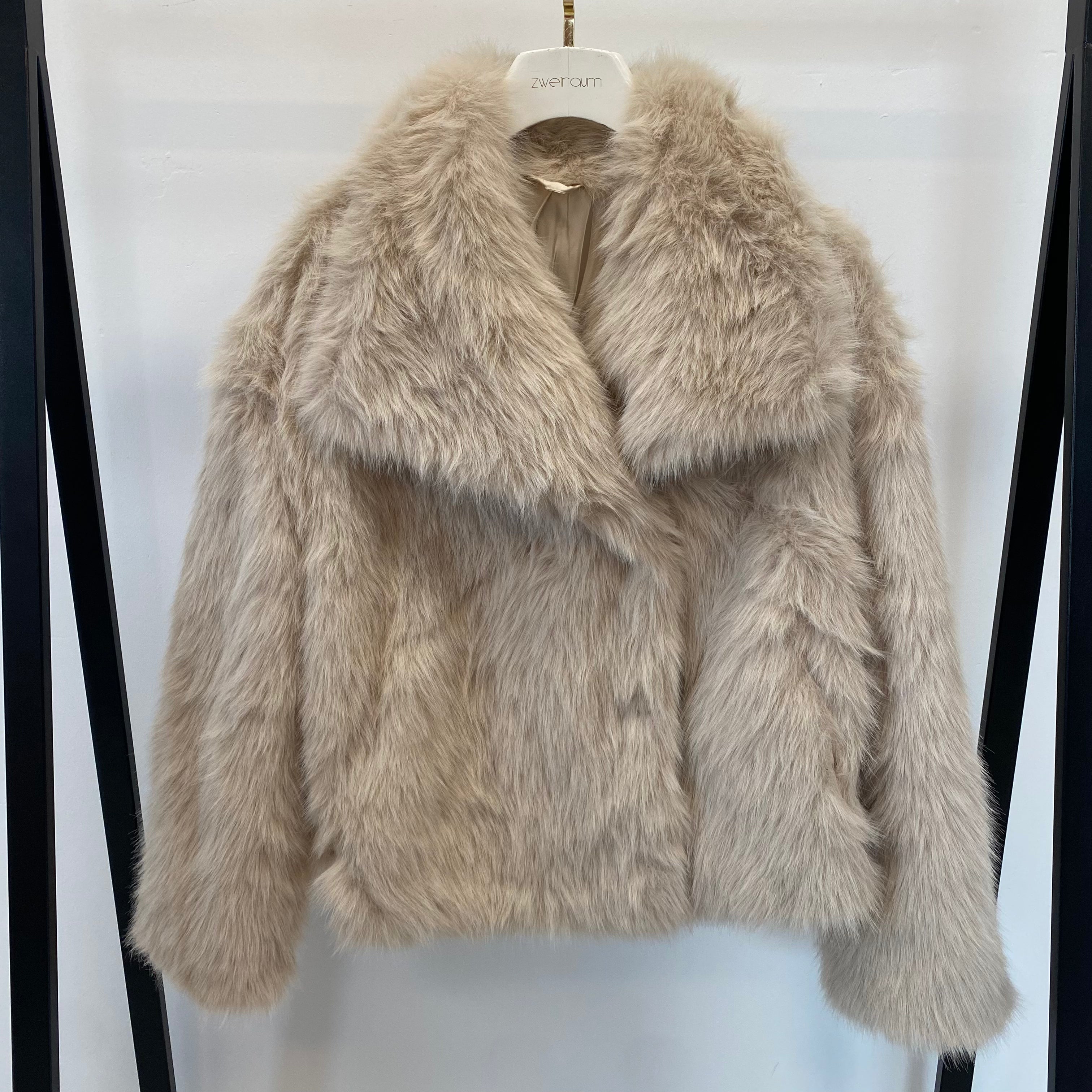 Fell Jacke Big Collar